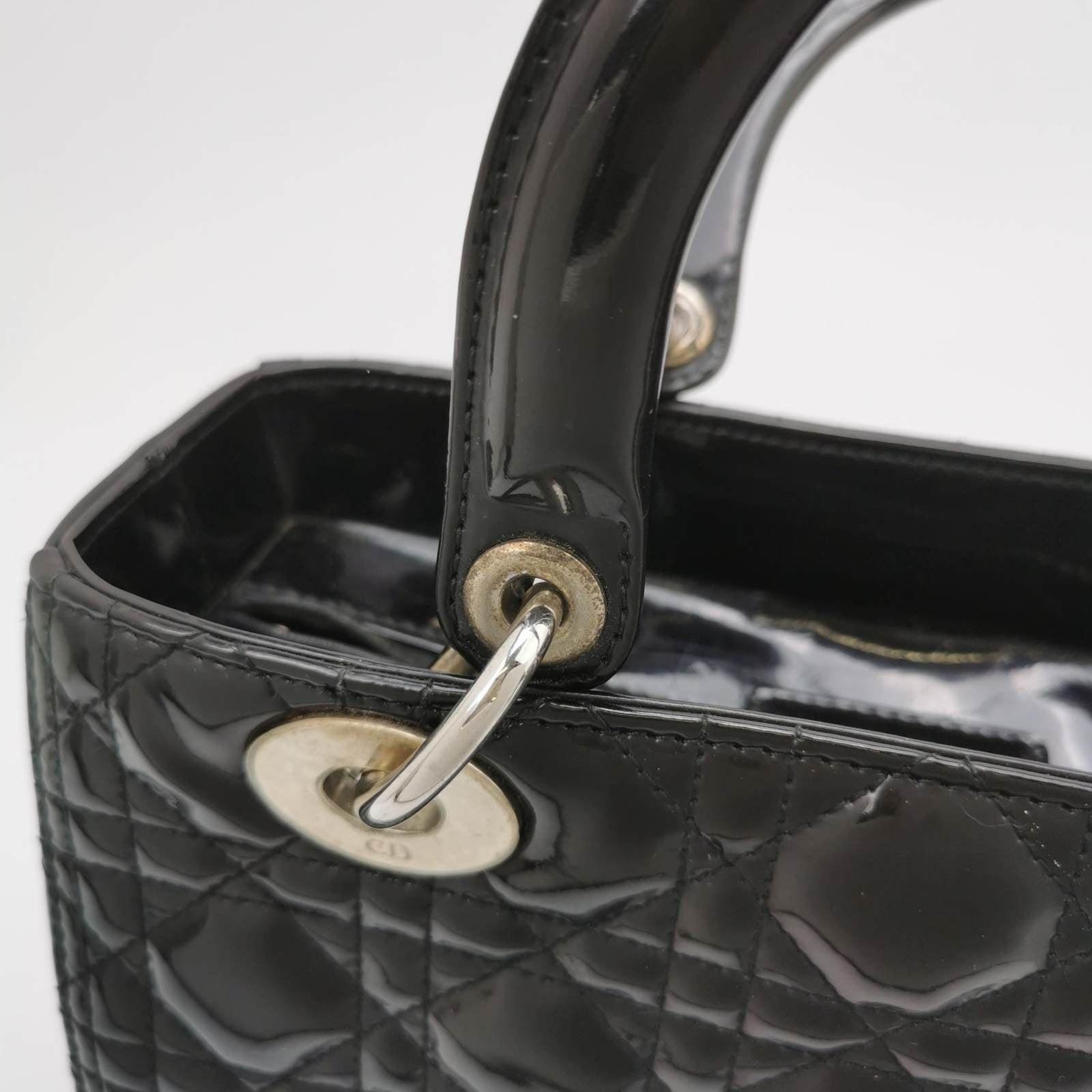 Lady Dior Medium Black Patent Leather Handbag with Silver Hardware For Sale 6