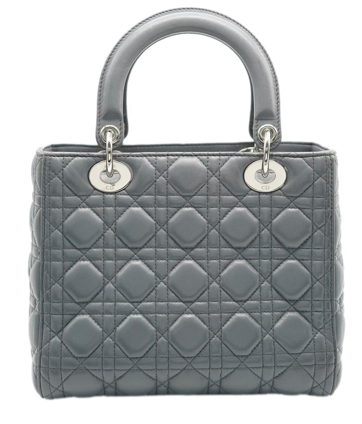 Lady dior medium Grey Bag In Excellent Condition For Sale In London, England