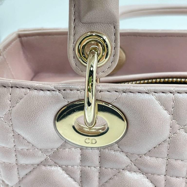 Lady Dior Bolso Mediano Piel Cannage Rosa Nacarado Herrajes Dorados, 2016 12