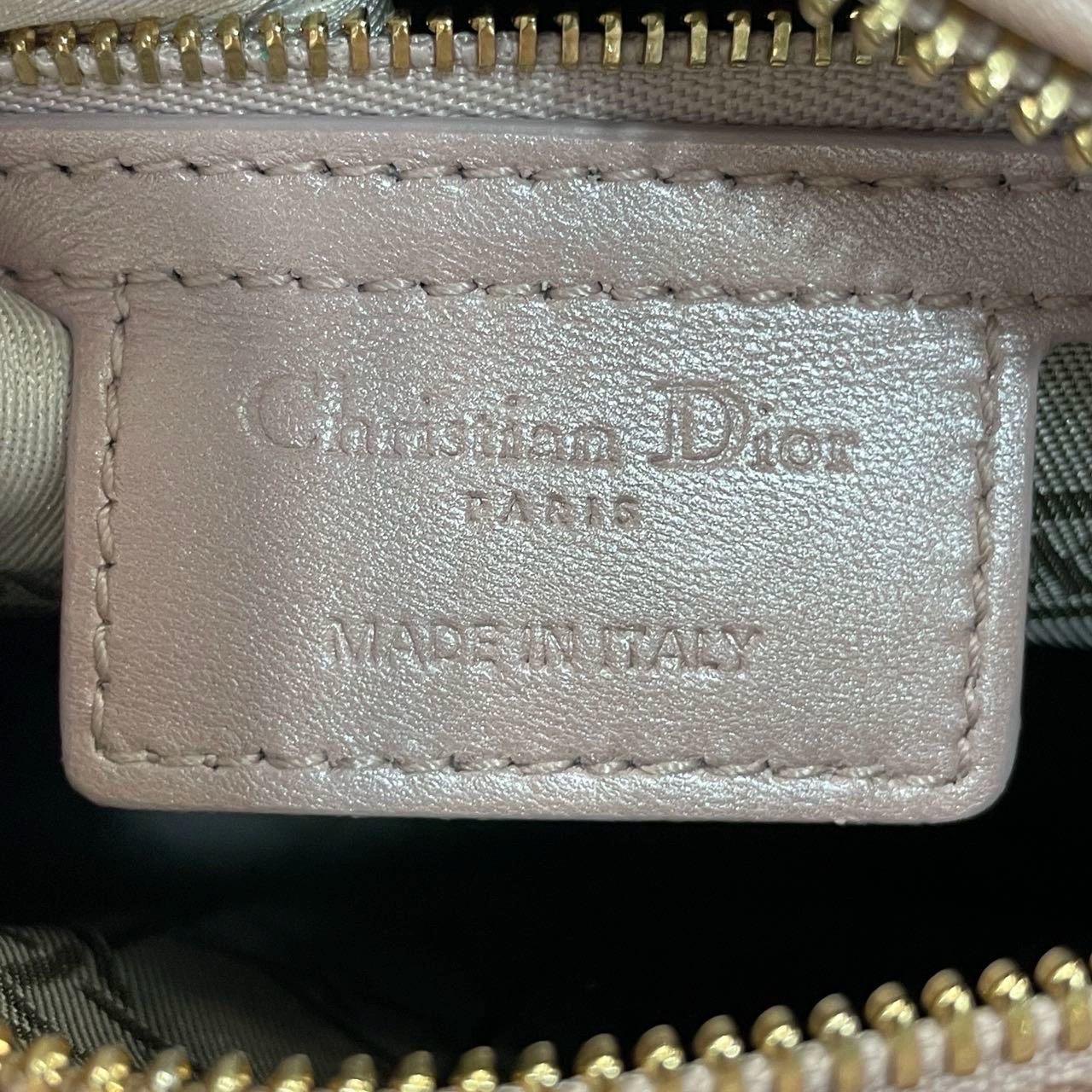 Lady Dior Medium Handbag Pearlescent Pink Cannage Leather Gold Hardware For Sale 5