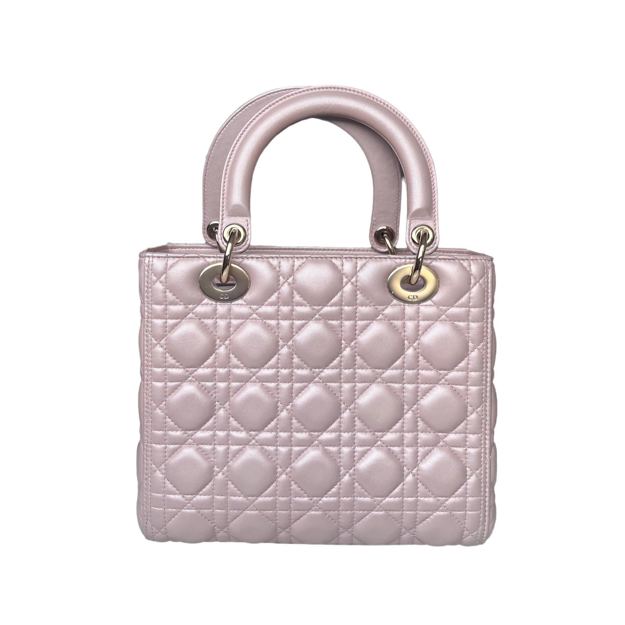 Lady Dior Medium Handbag Pearlescent Pink Cannage Leather Gold Hardware In Good Condition In AUBERVILLIERS, FR