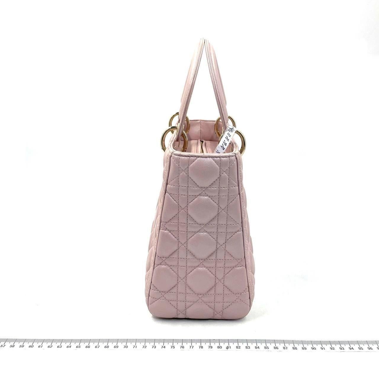 De las mujeres Lady Dior Bolso Mediano Piel Cannage Rosa Nacarado Herrajes Dorados en venta