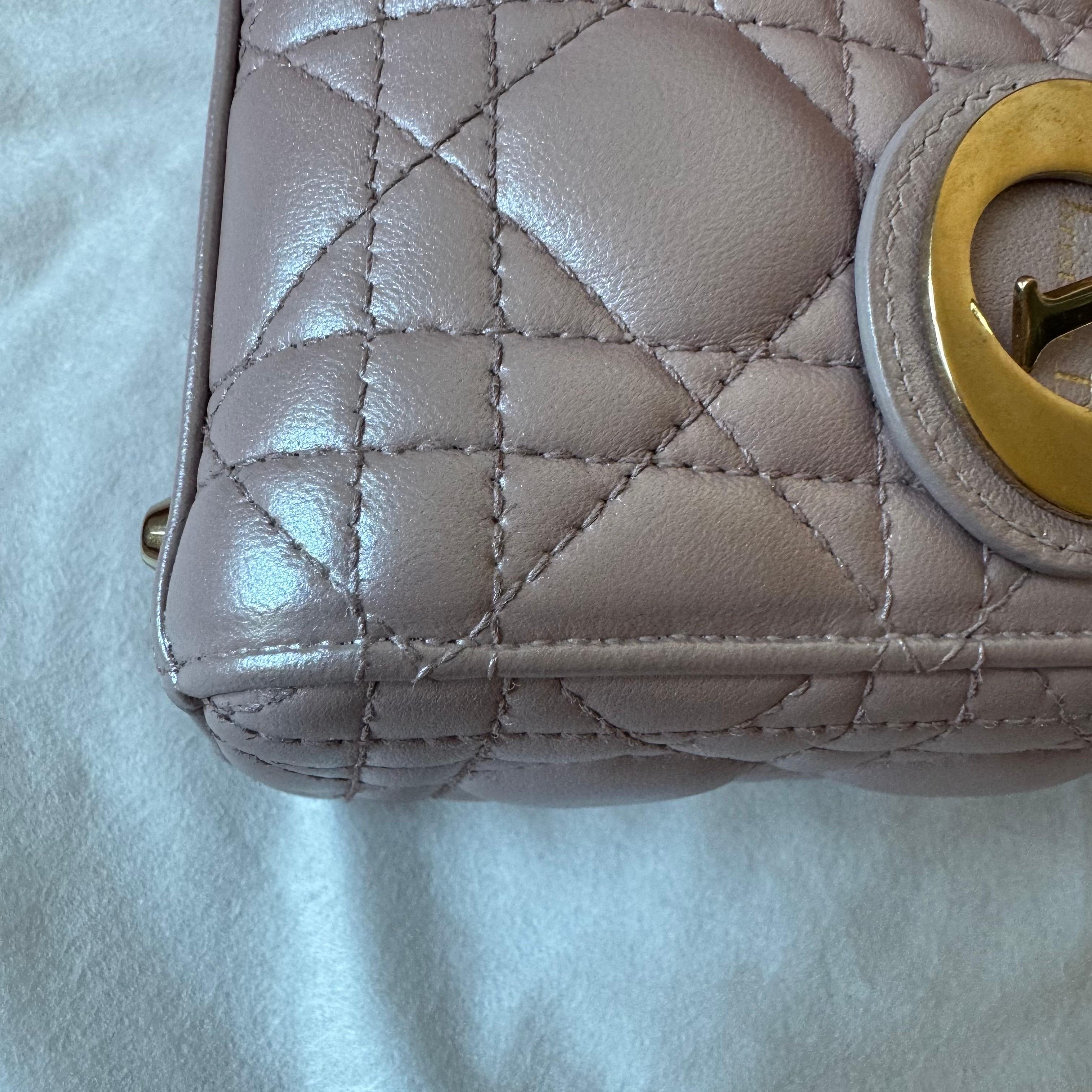 Lady Dior Mini 2016 in pelle di agnello rosa perlato con tracolla a catena in oro HW in vendita 6