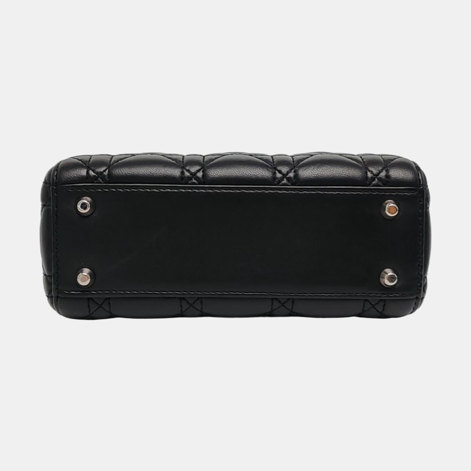 Lady Dior Mini en cuir d'agneau noir avec accessoires en argent 2016 en vente 1