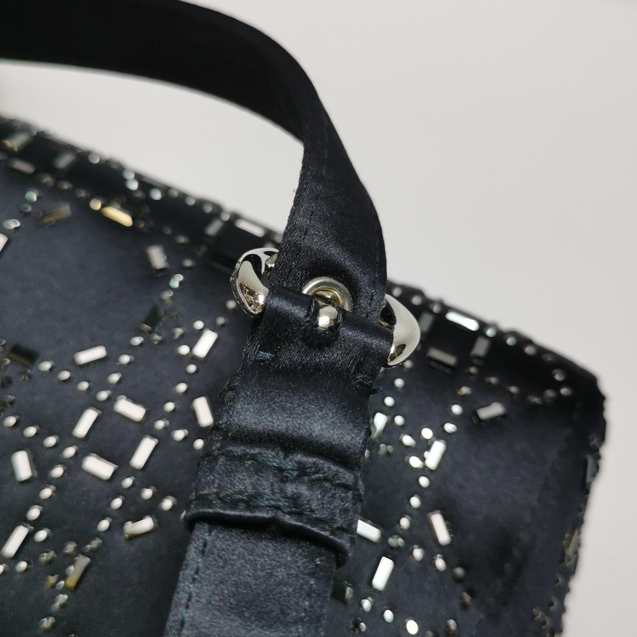 Lady Dior Mini Schwarze Seide mit Kristallen Silberne Hardware im Angebot 7