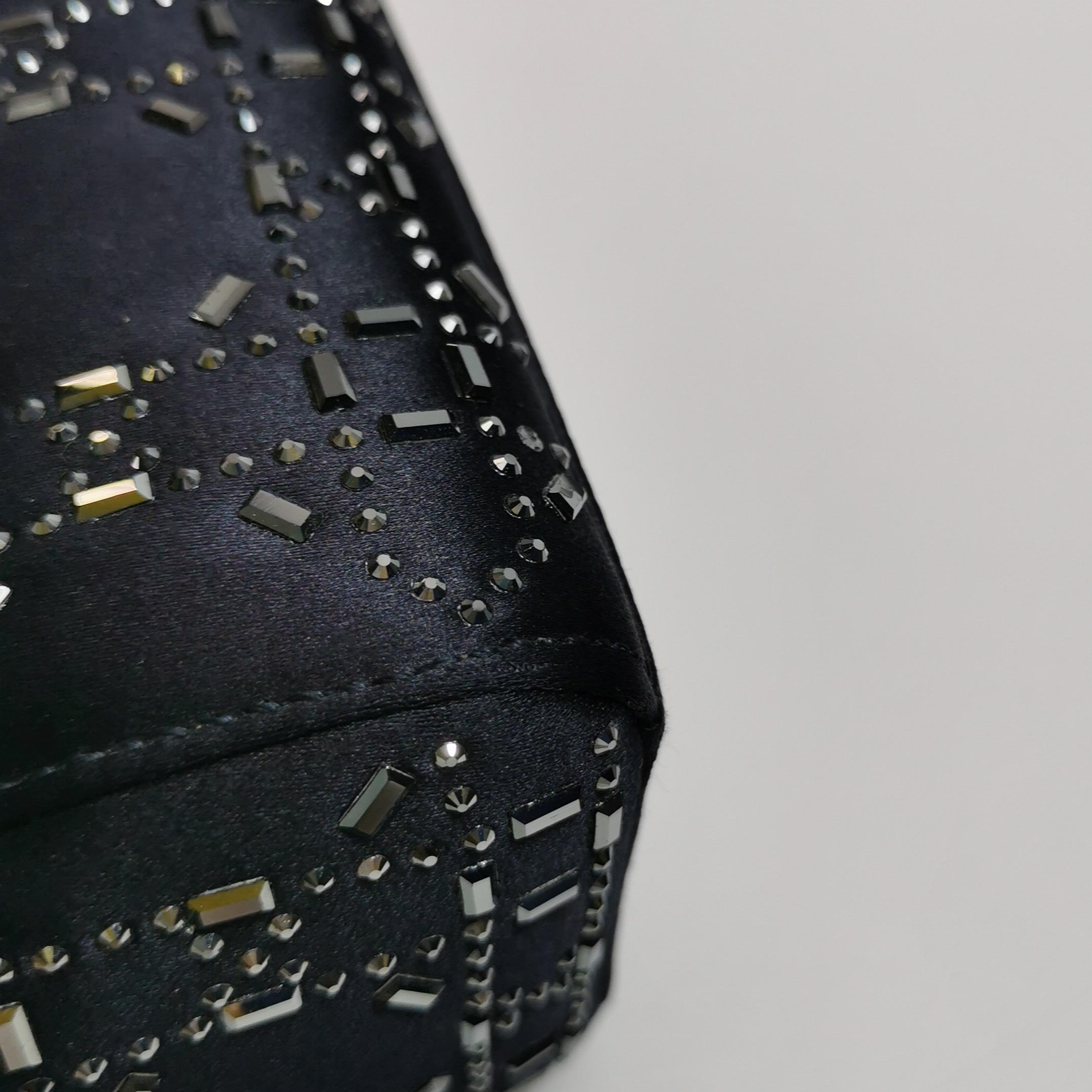 Lady Dior Mini Schwarze Seide mit Kristallen Silberne Hardware im Angebot 10