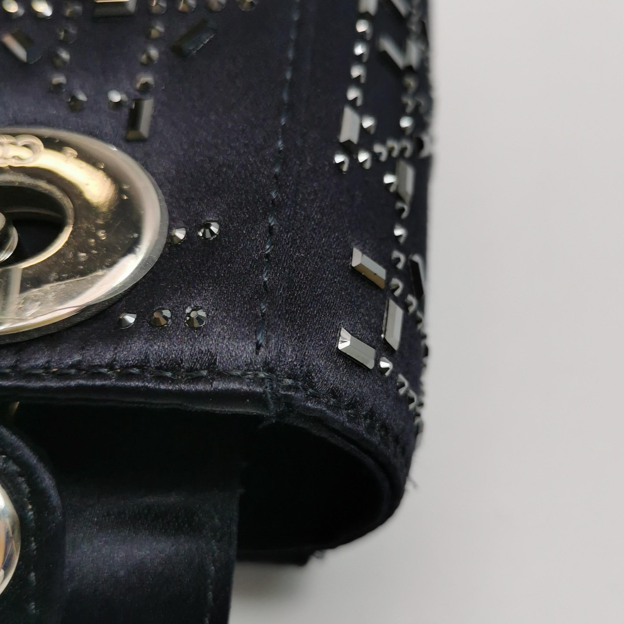 Lady Dior Mini Schwarze Seide mit Kristallen Silberne Hardware im Angebot 12