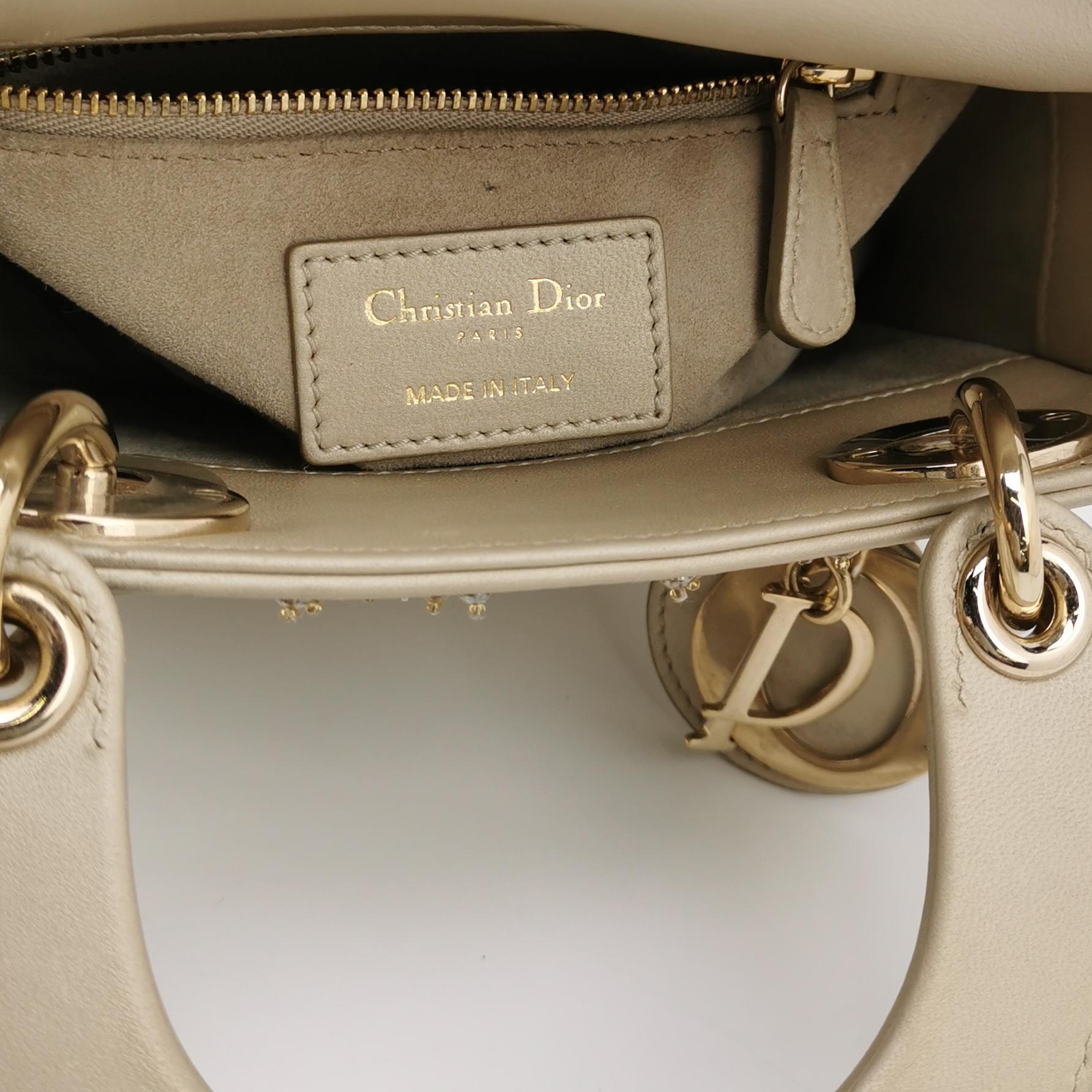 Lady Dior Mini Gold Kalbsleder mit Kristallen Gold Hardware 2020 im Angebot 4