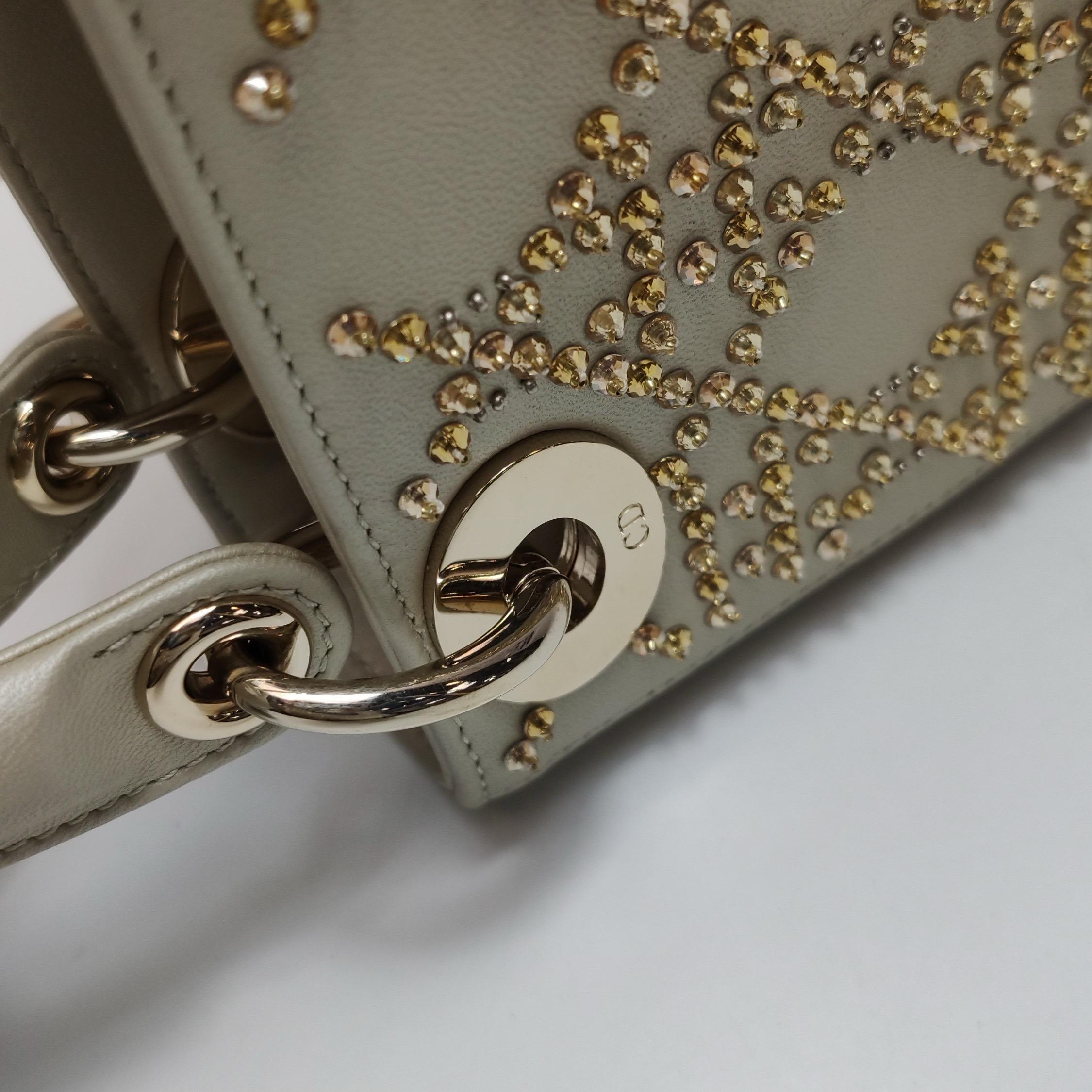 Lady Dior Mini Gold Kalbsleder mit Kristallen Gold Hardware 2020 im Angebot 4