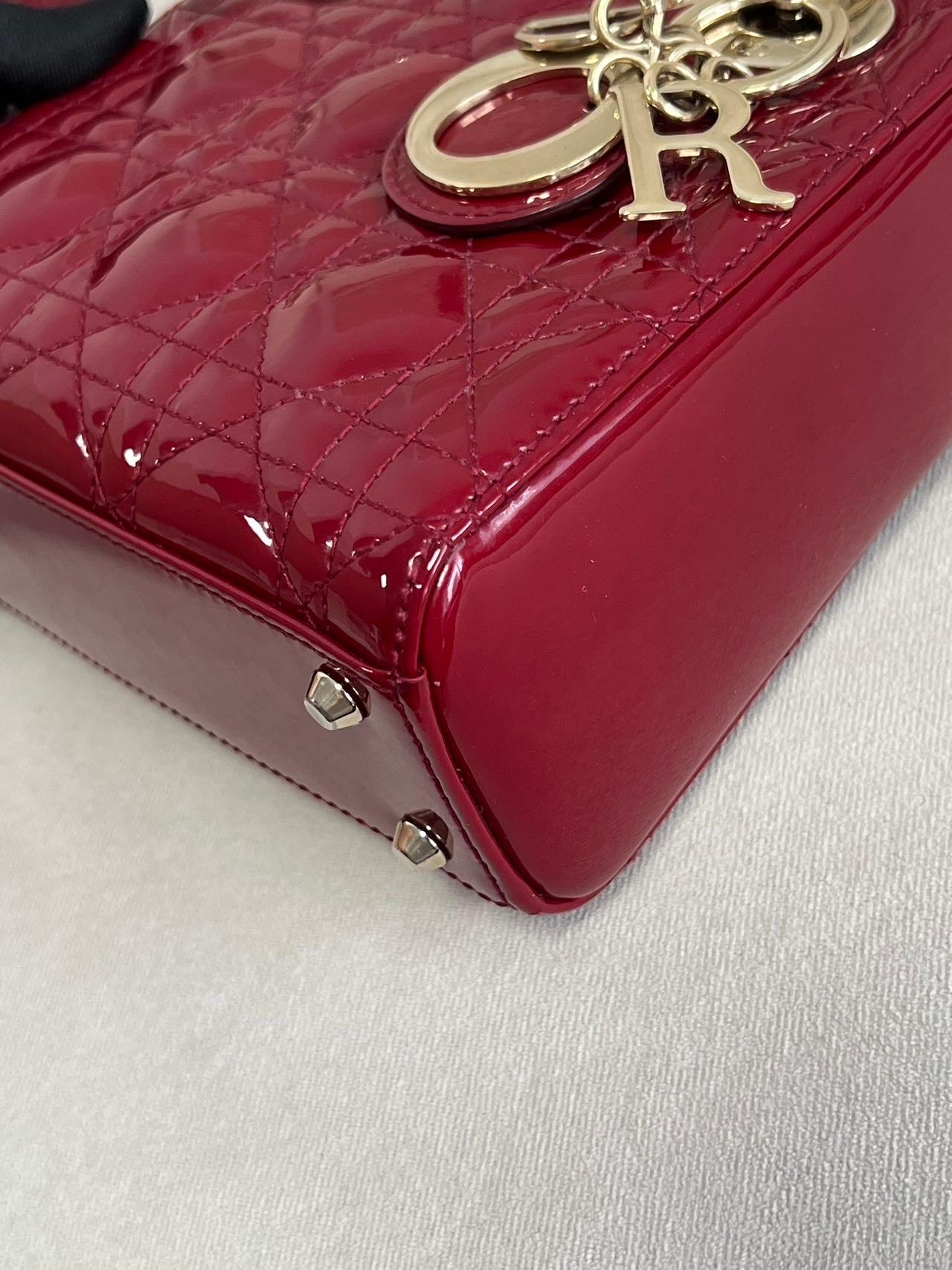 Lady Dior Mini Handbag Burgundy Red Patent Leather Gold-tone Chain Strap 2020 For Sale 6