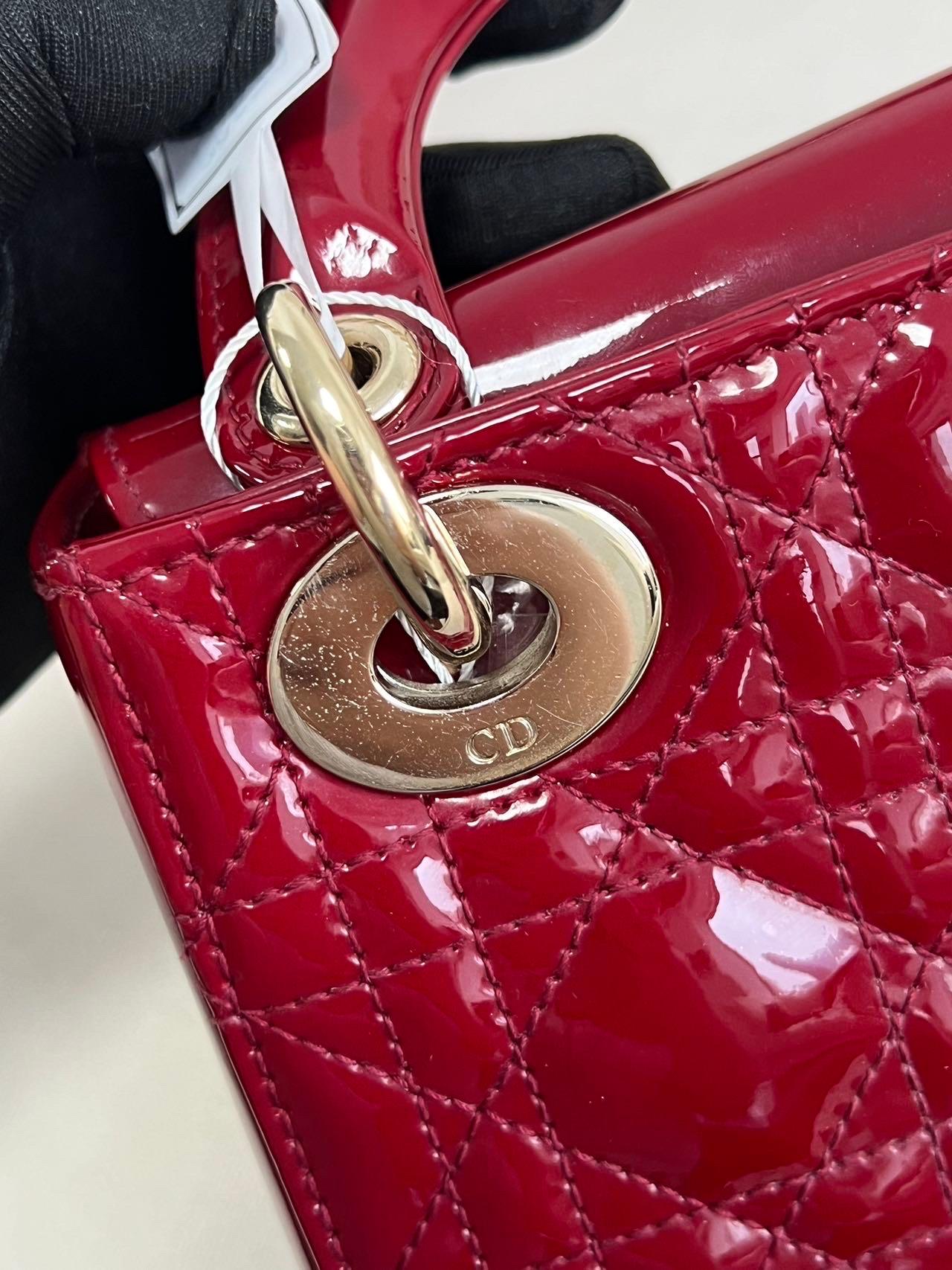 Lady Dior Mini Handbag Burgundy Red Patent Leather Gold-tone Chain Strap 2020 For Sale 10