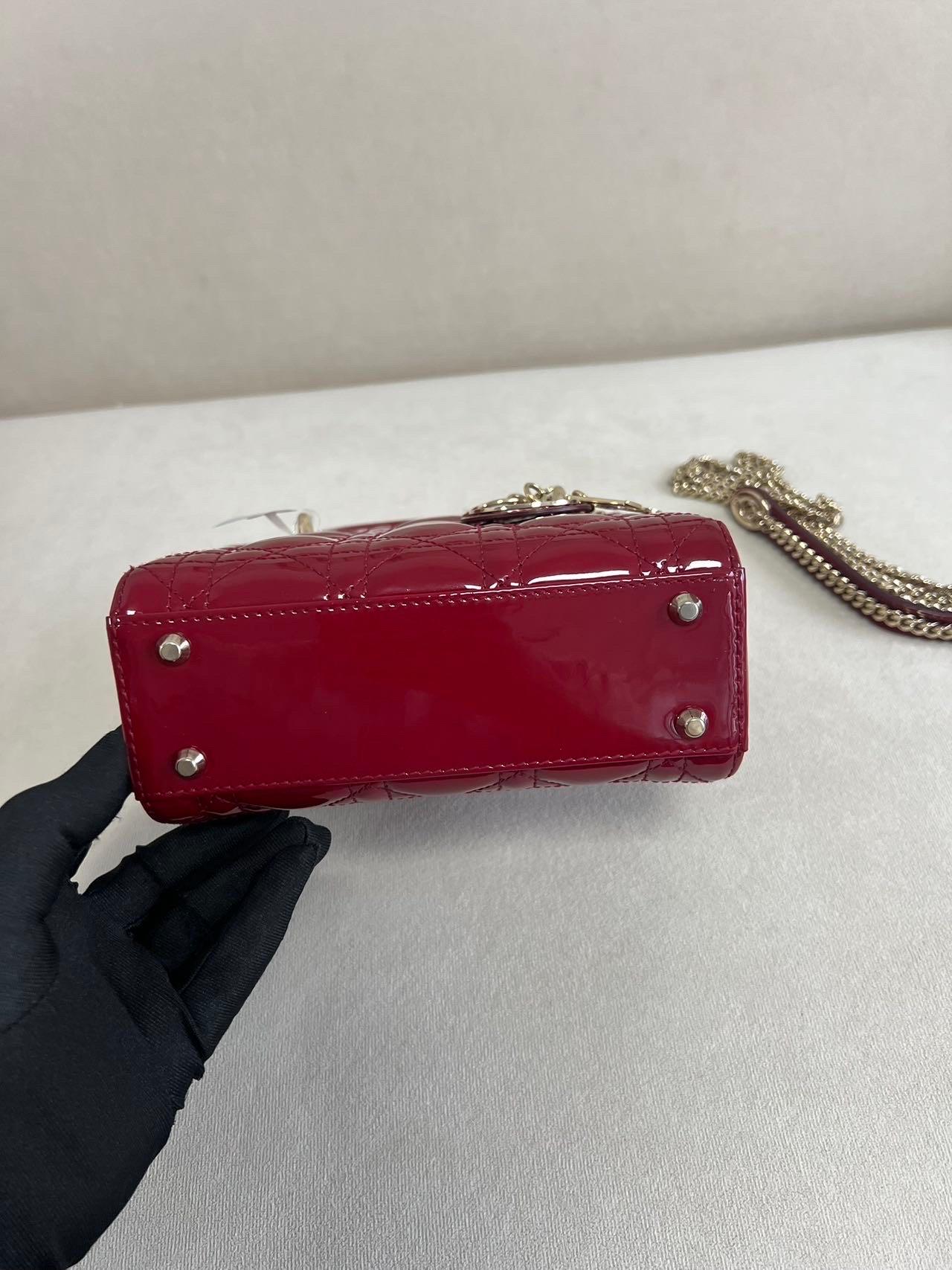 Women's Lady Dior Mini Handbag Burgundy Red Patent Leather Gold-tone Chain Strap 2020 For Sale