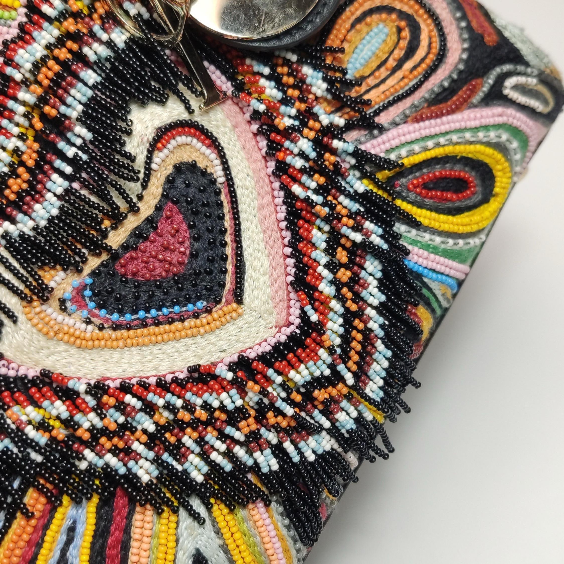 Lady Dior Mini Edition Limitée Sac à main en cuir noir multicolore avec perles 2018 en vente 8