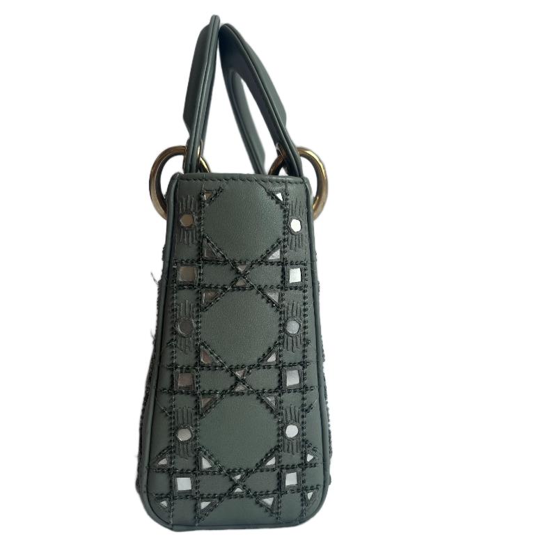 Lady Dior Mini Metallic Kalbsleder Perlen und Spiegel Gold Hardware 2020 im Zustand „Gut“ im Angebot in AUBERVILLIERS, FR