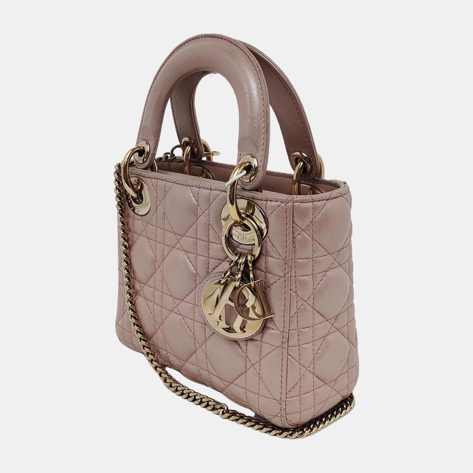 Lady Dior Mini Pearlescent Pink Lambskin Leather Gold HW Chain Strap In Good Condition For Sale In AUBERVILLIERS, FR