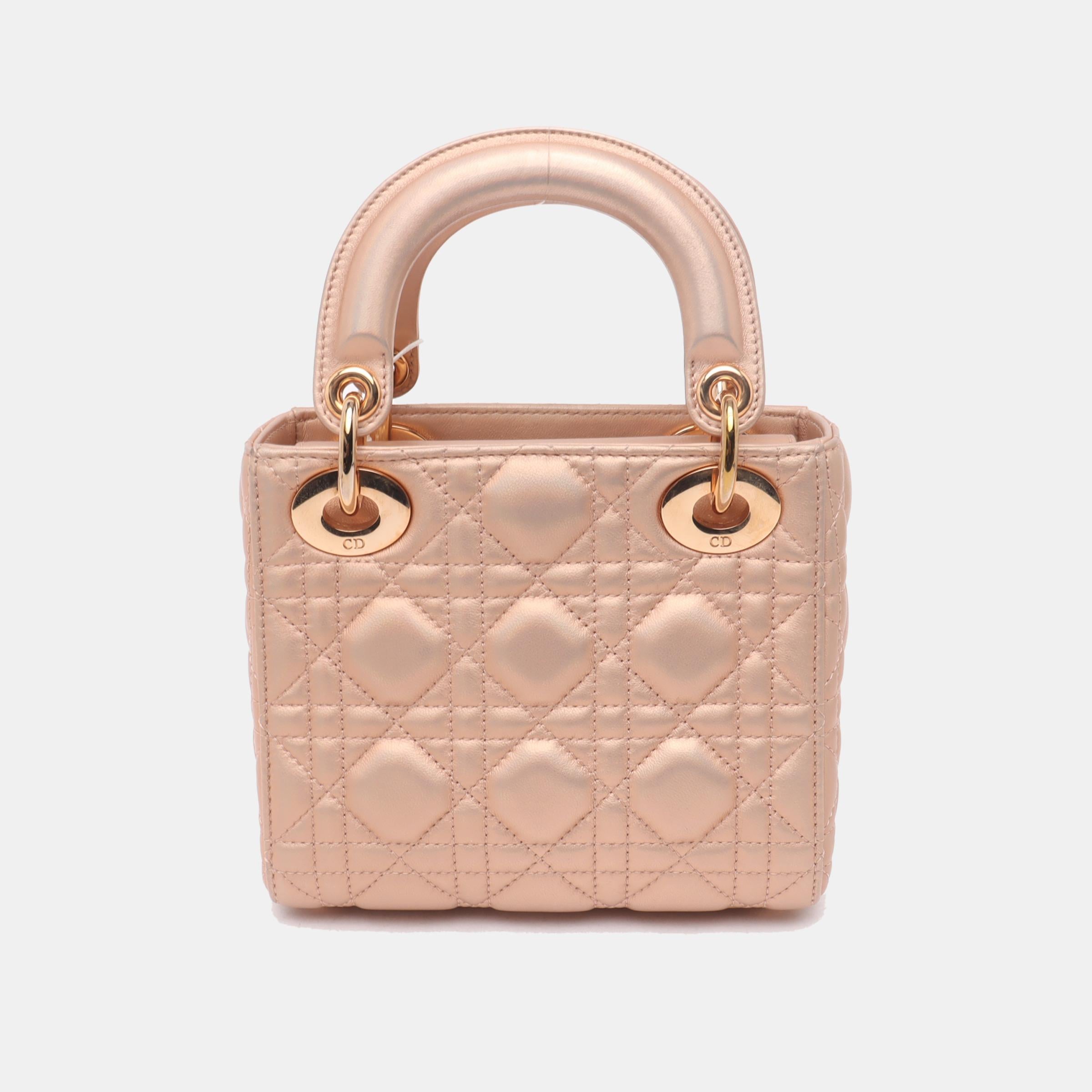 Lady Dior Mini Pink Irediscent and Metallic Cannage Lambskin Handbag In Good Condition In AUBERVILLIERS, FR