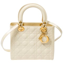 Lady Dior MM in vanilla matte cannage leather