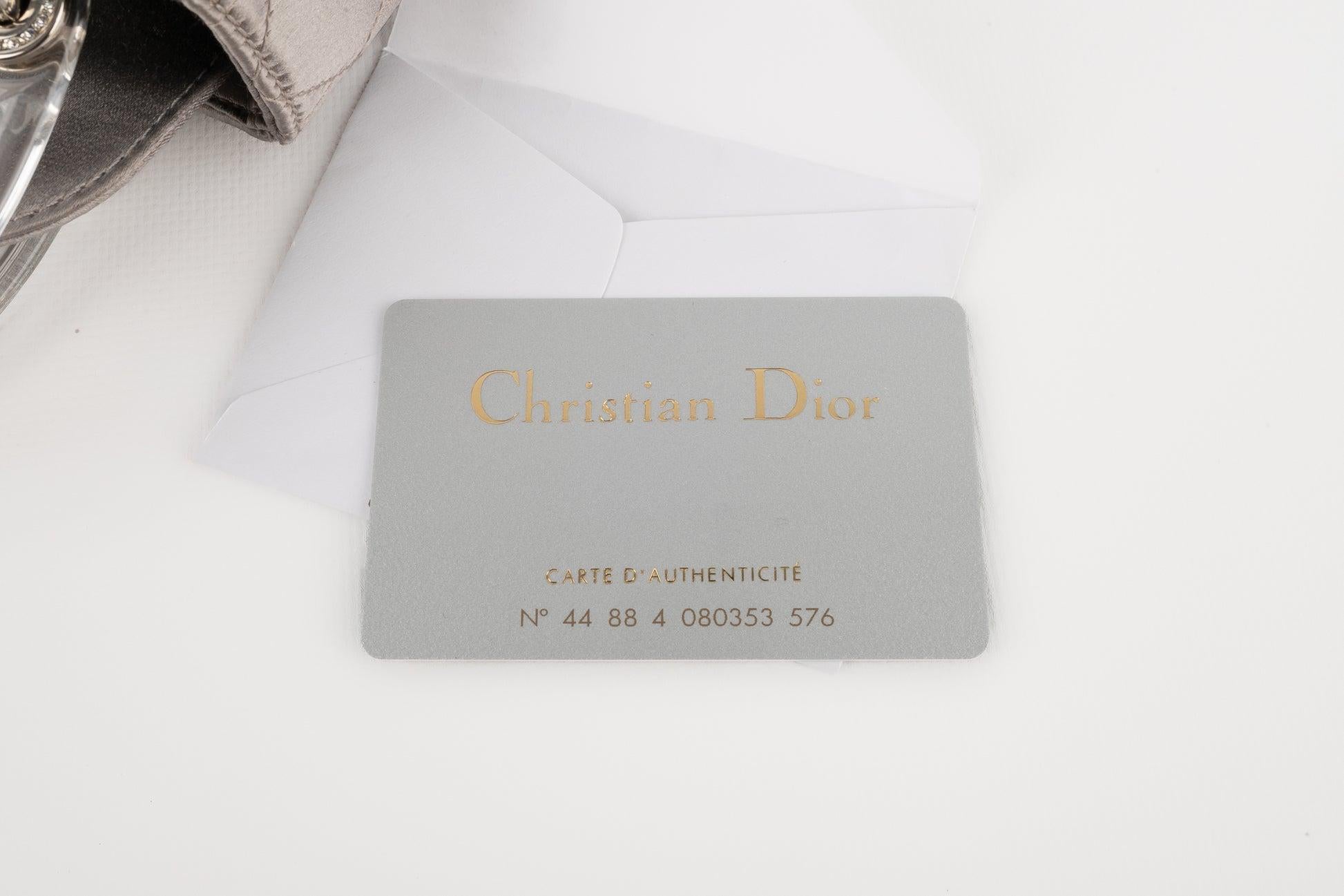 Mini sac Lady Dior gris perlé en vente 2