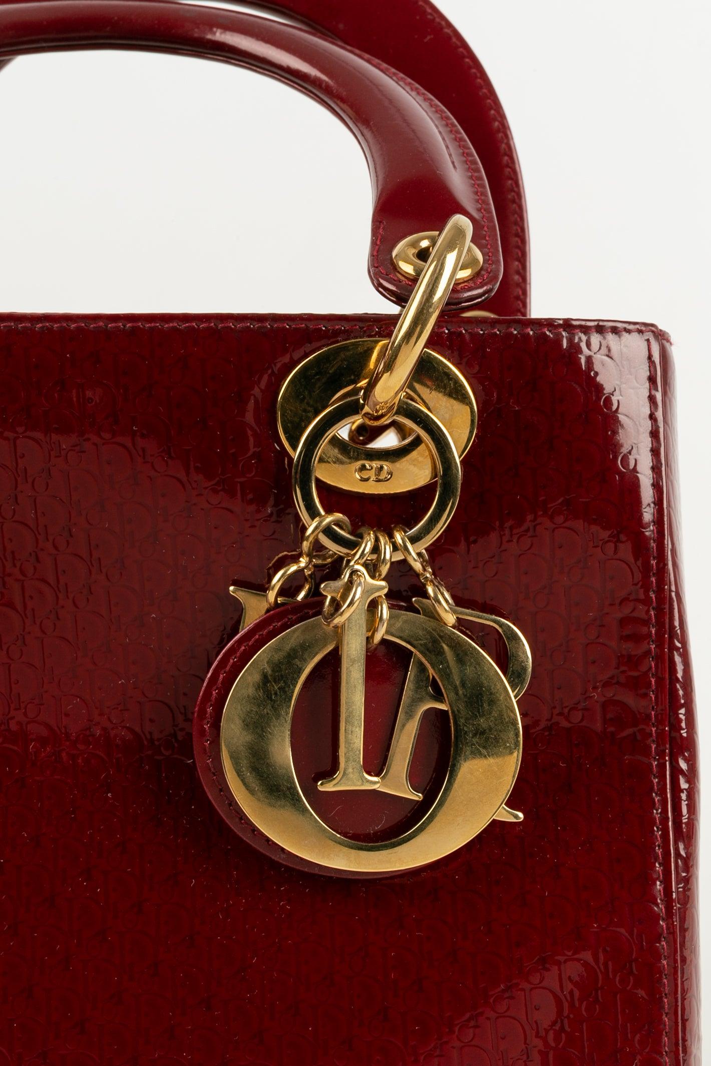 Lady Dior Rote Lacklederhandtasche im Angebot 4