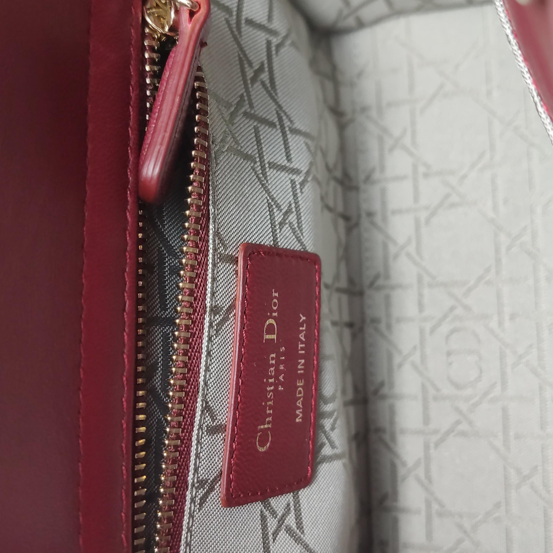 Lady Dior Petit My Abcdior Bourgogne Lambskin Cannage Cuir Or Hardware 2017 en vente 4