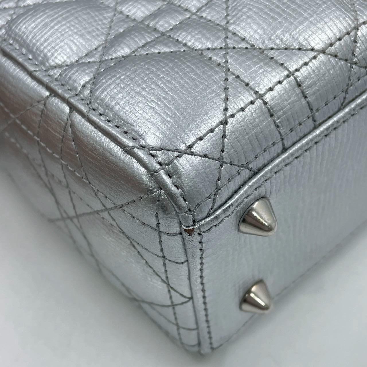 Lady Dior Small My Abcdior Argento in pelle d'agnello 2016 in vendita 13
