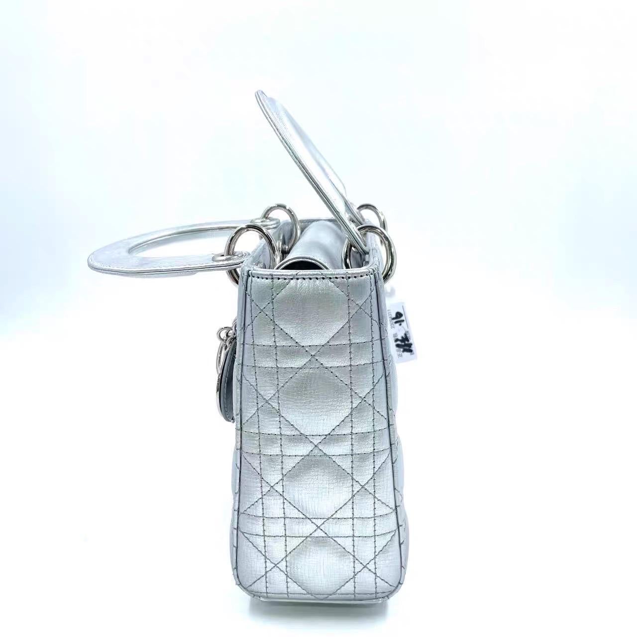 Lady Dior Small My Abcdior Argento in pelle d'agnello 2016 in vendita 2