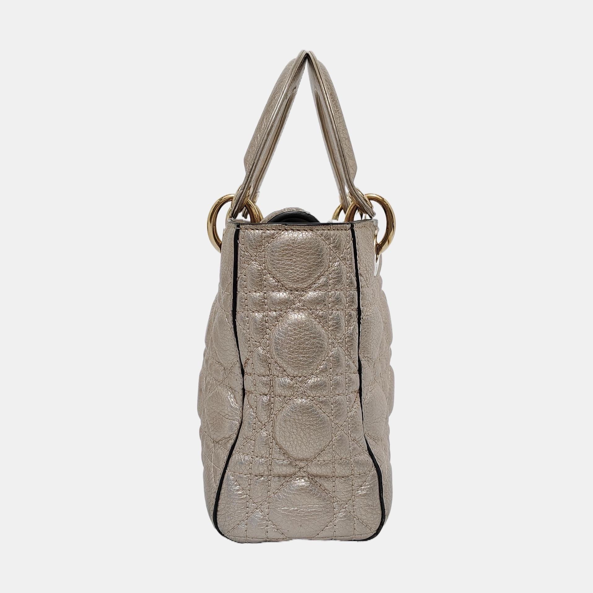 Lady Dior Small Supple Calfskin Leather Gold Cannage Handbag with Strap In Good Condition For Sale In AUBERVILLIERS, FR