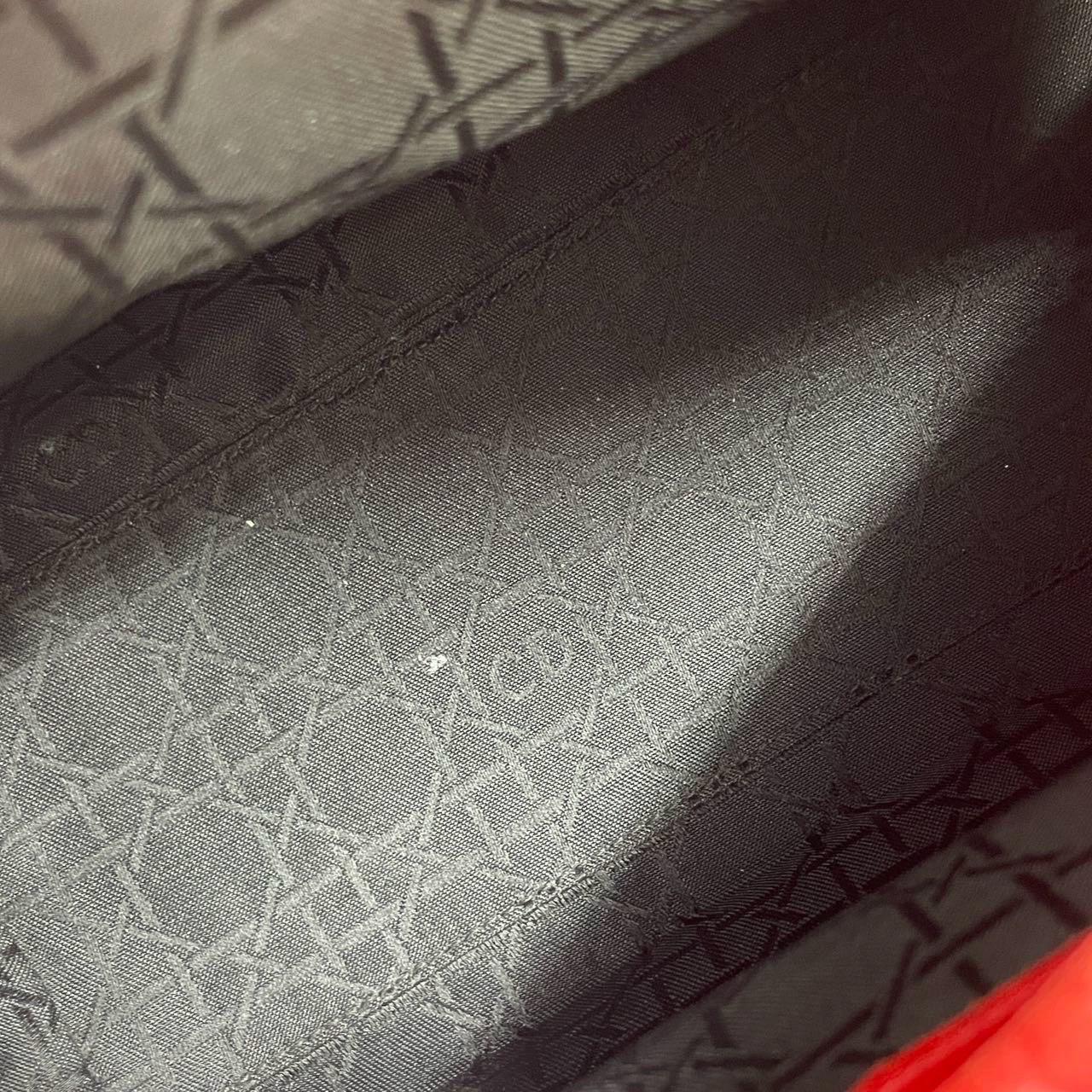 Lady Dior Vintage Medium Rouge en cuir d'agneau et or en vente 7