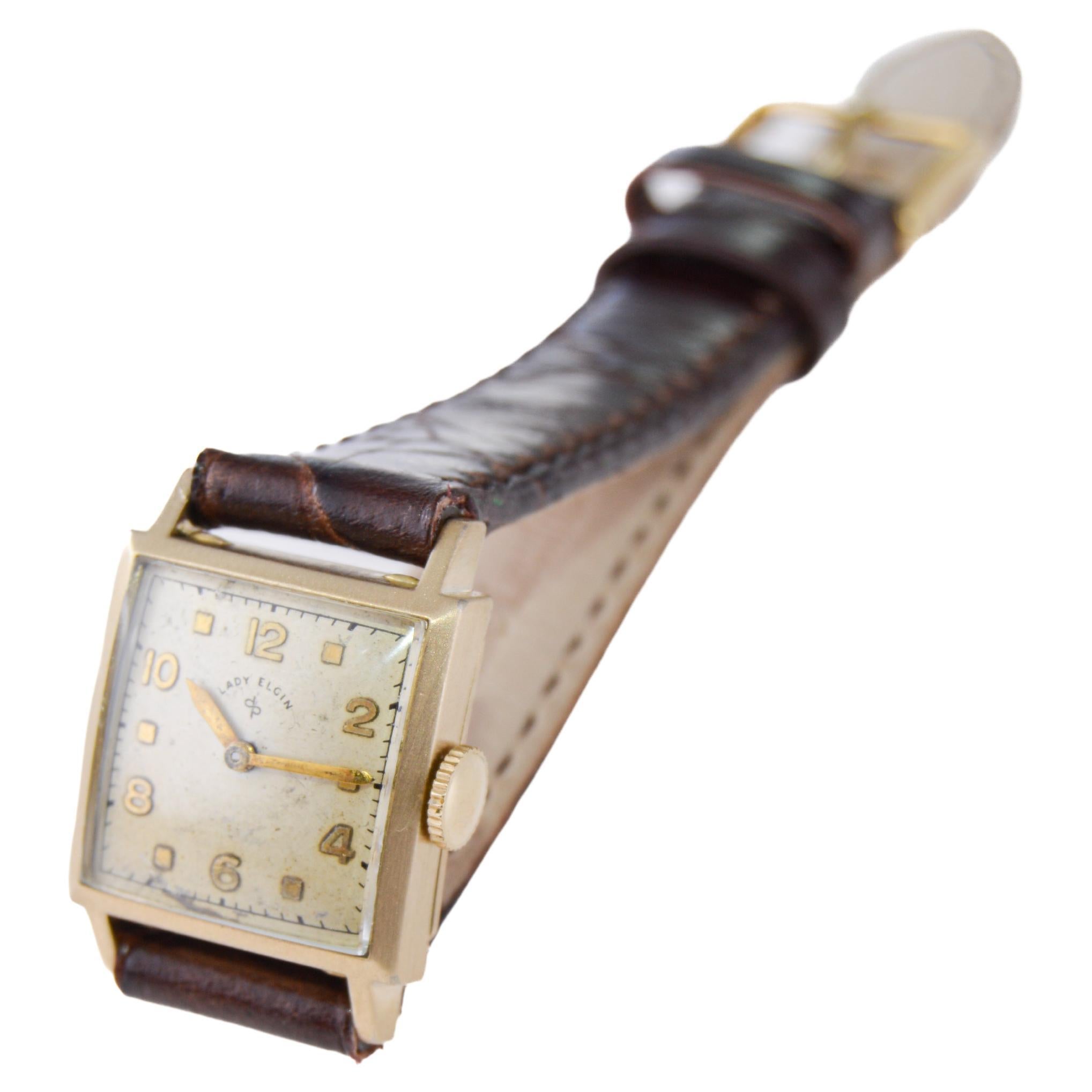 Lady Elgin Gold-Filled Art Deco Tank Watch with Original Dial from 1940's In Excellent Condition For Sale In Long Beach, CA