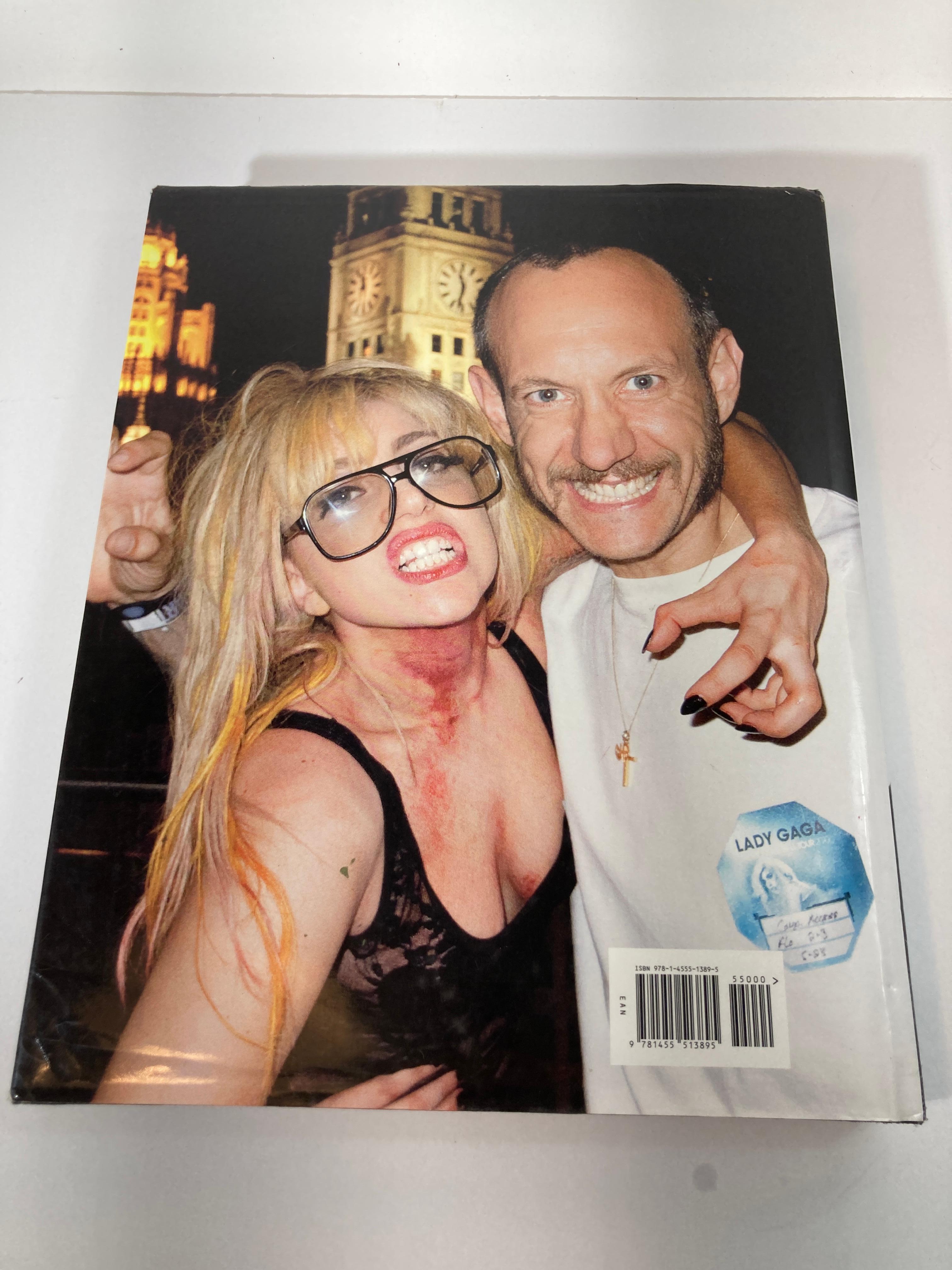 Expressionniste Grand livre à couverture rigide Lady Gaga de Terry Richardson en vente