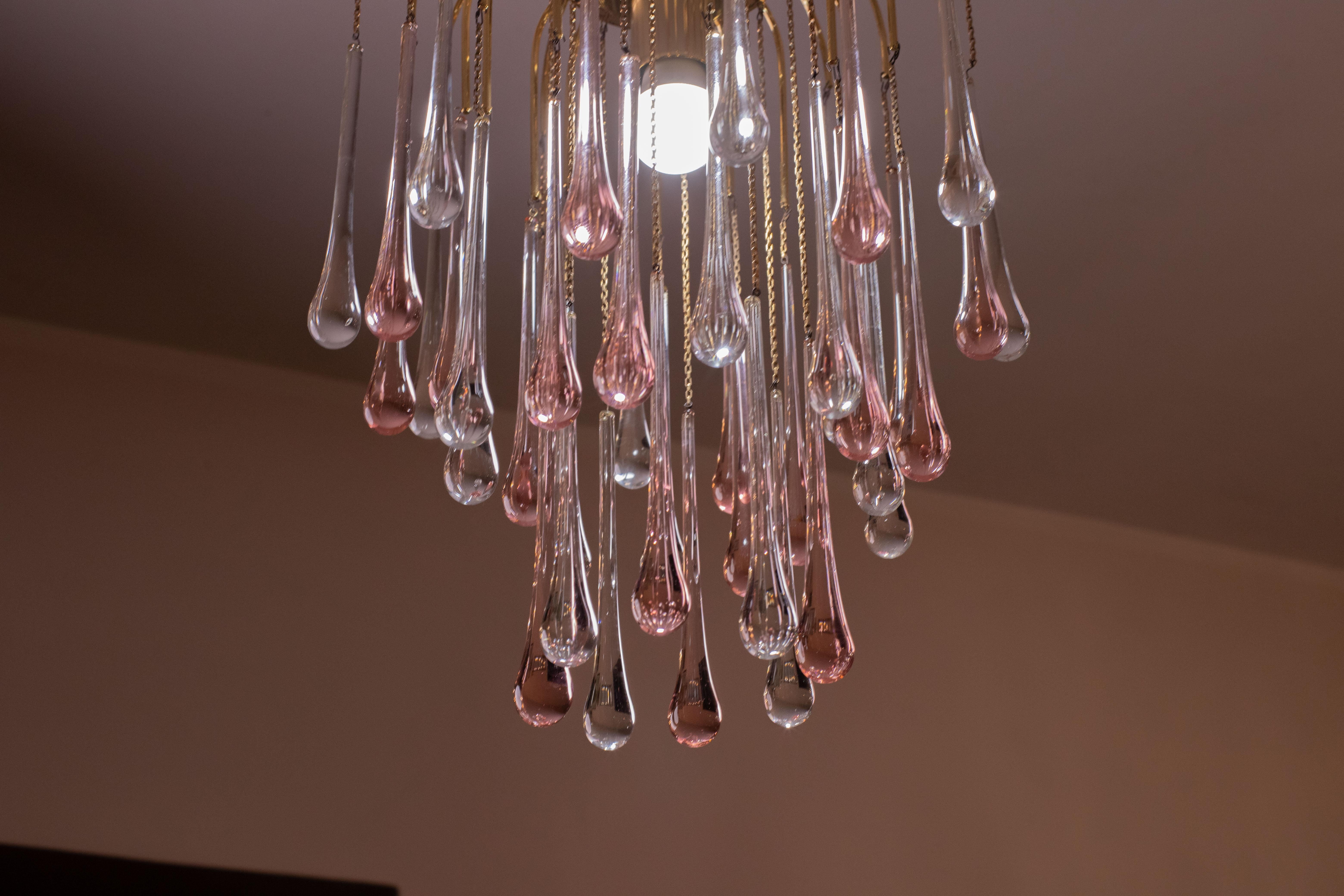 Art Glass Lady Grace, Chandelier with Pink and Transparent Pendants, Murano Glass, 1970s For Sale
