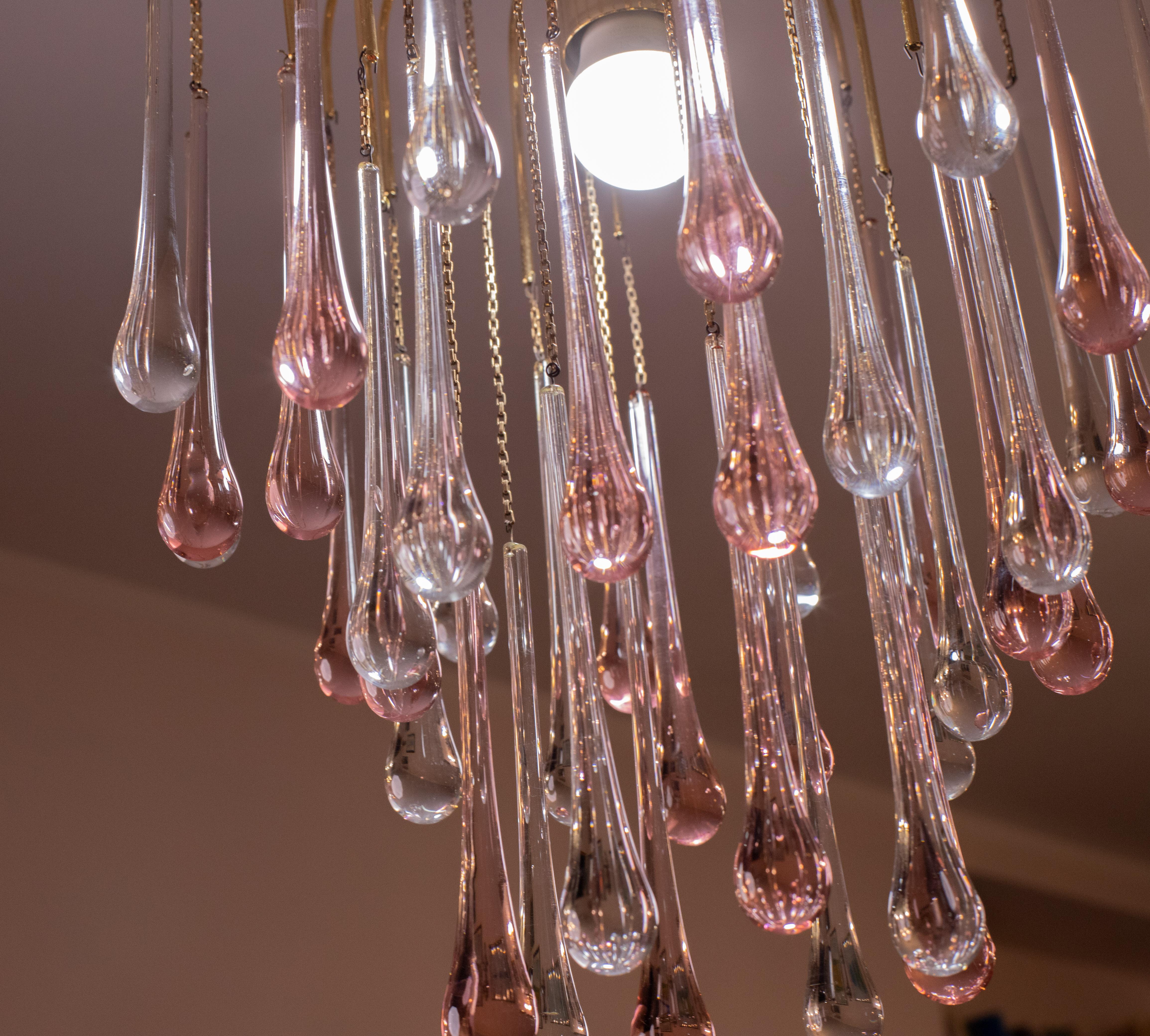 Lady Grace, Chandelier with Pink and Transparent Pendants, Murano Glass, 1970s For Sale 2