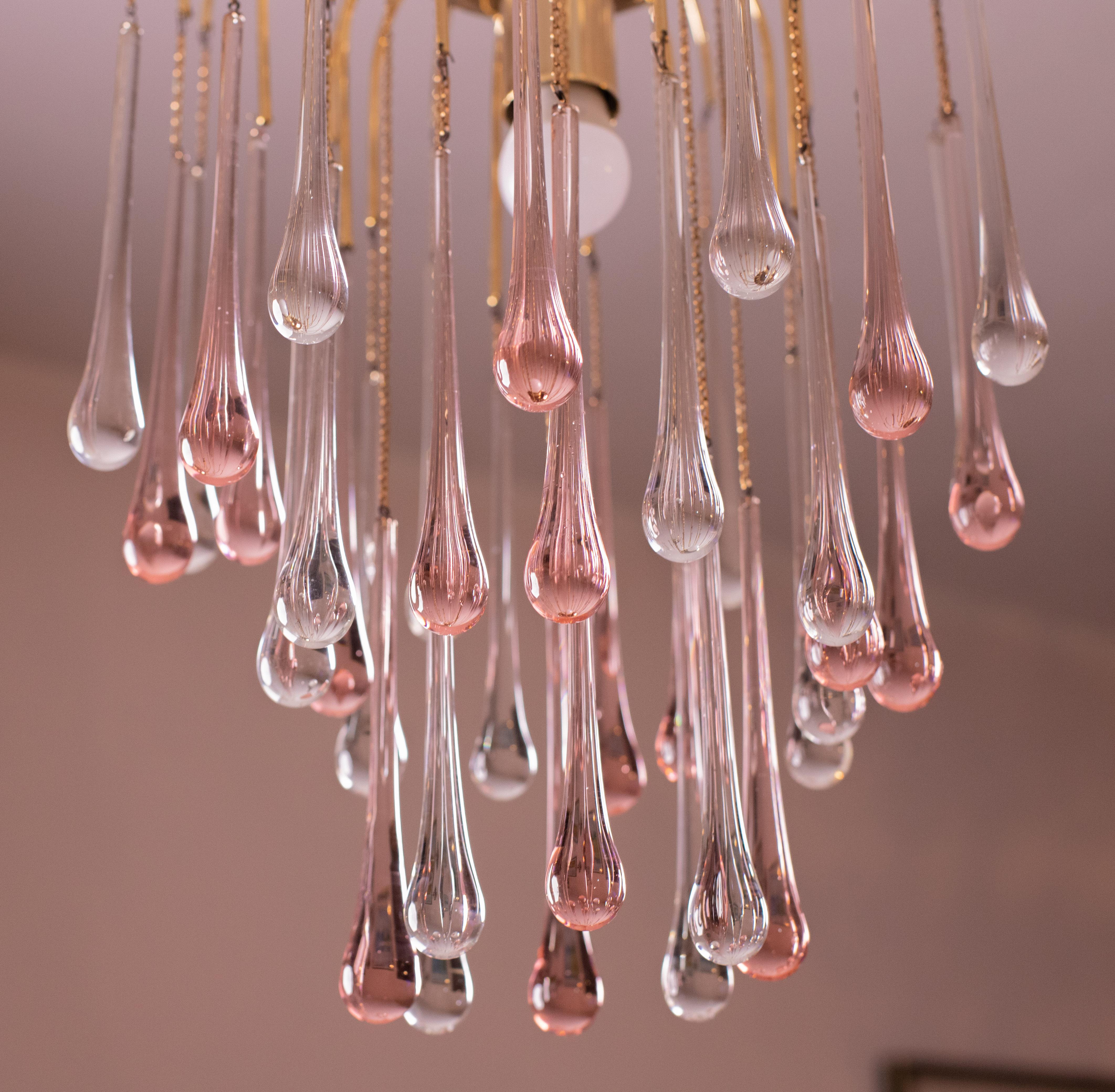 Lady Grace, Chandelier with Pink and Transparent Pendants, Murano Glass, 1970s For Sale 4