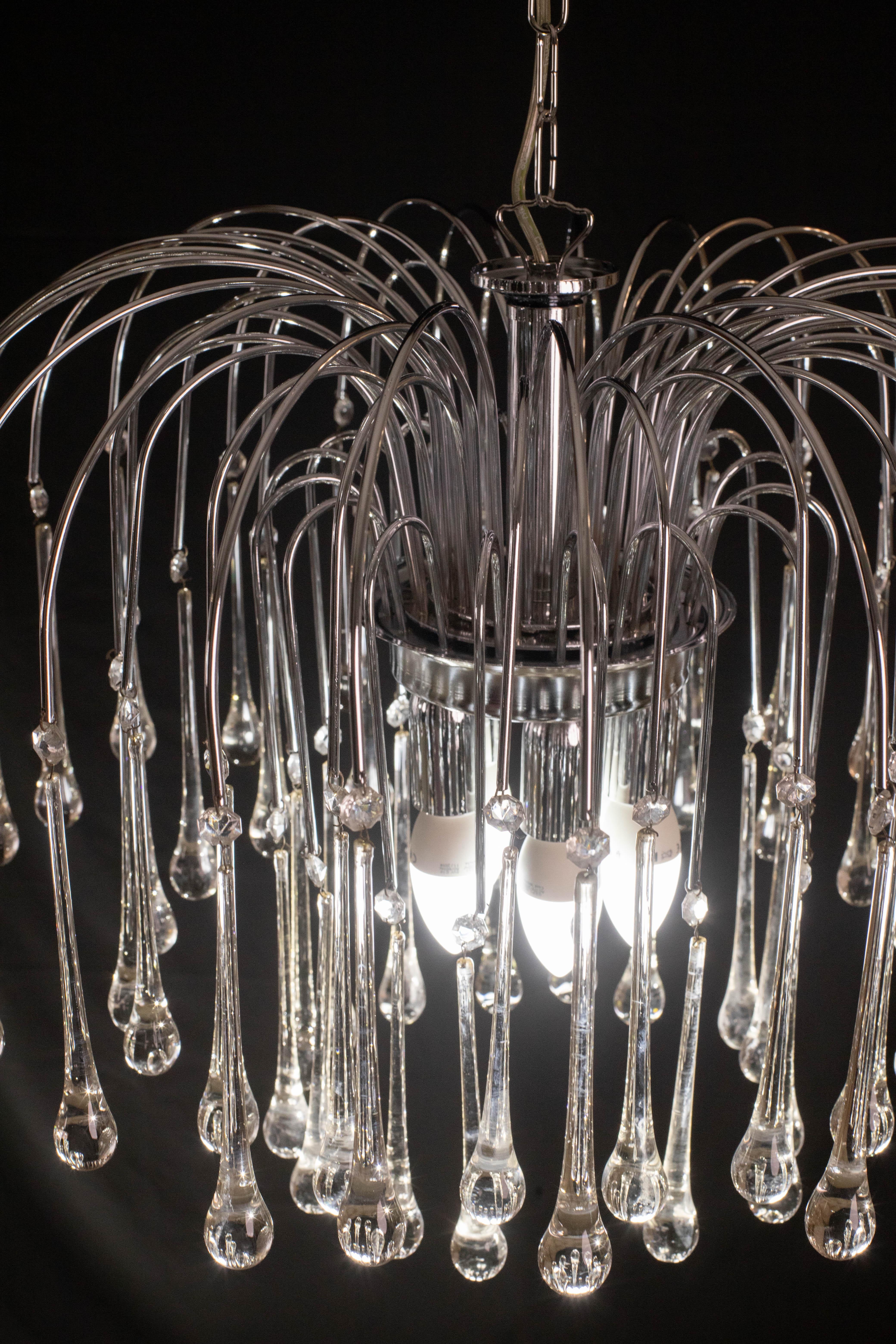 Late 20th Century Lady Isabelle Murano Chandelier White Drops, 1980s For Sale