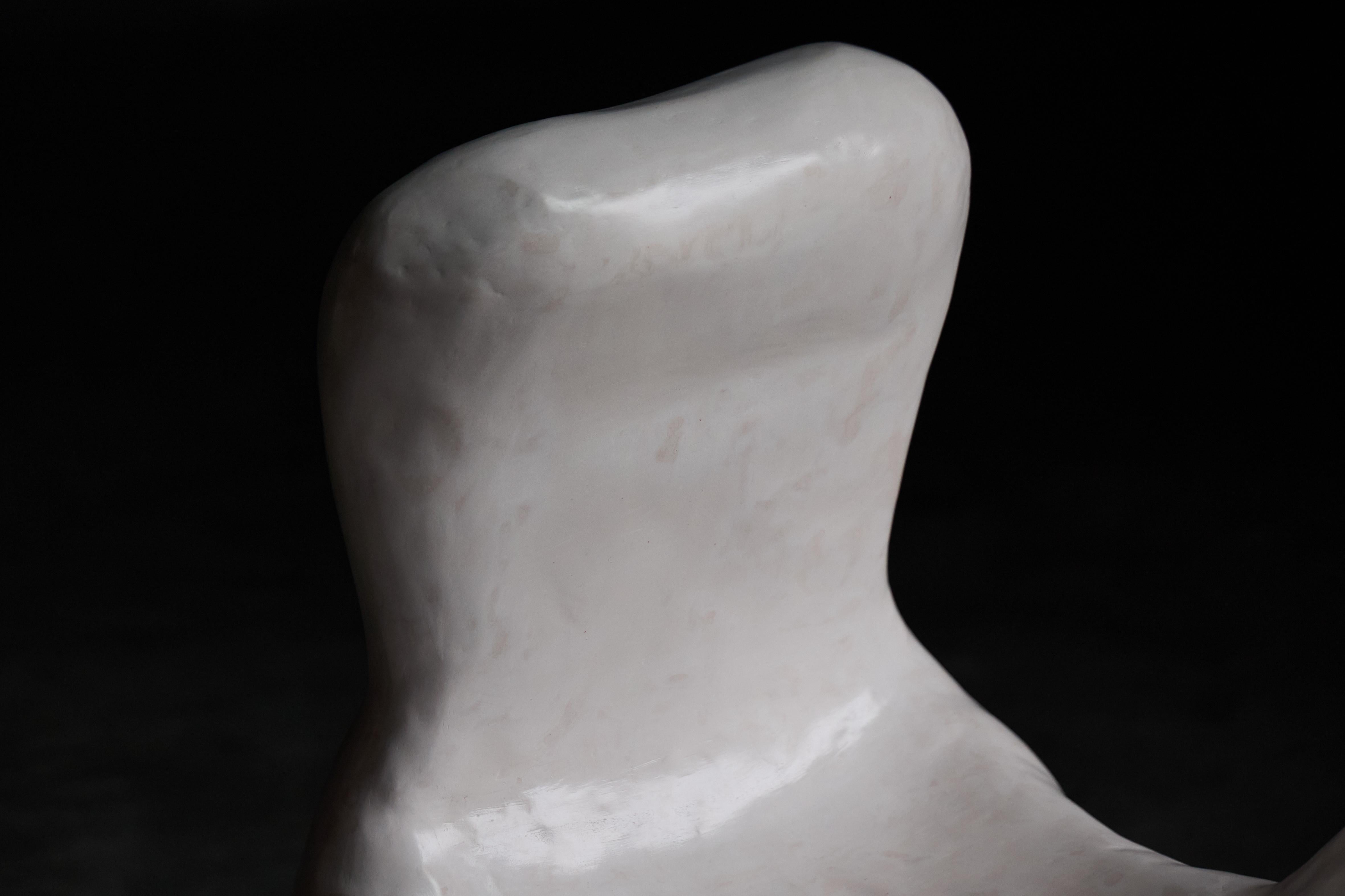 The ‘Lady Ivy’ chair, designed by Anna Aagaard Jensen in 2018, challenges societal norms about gender, space, and power. Reserved exclusively for women, the chair compels its sitter to adopt a posture often associated with masculinity: leaning back