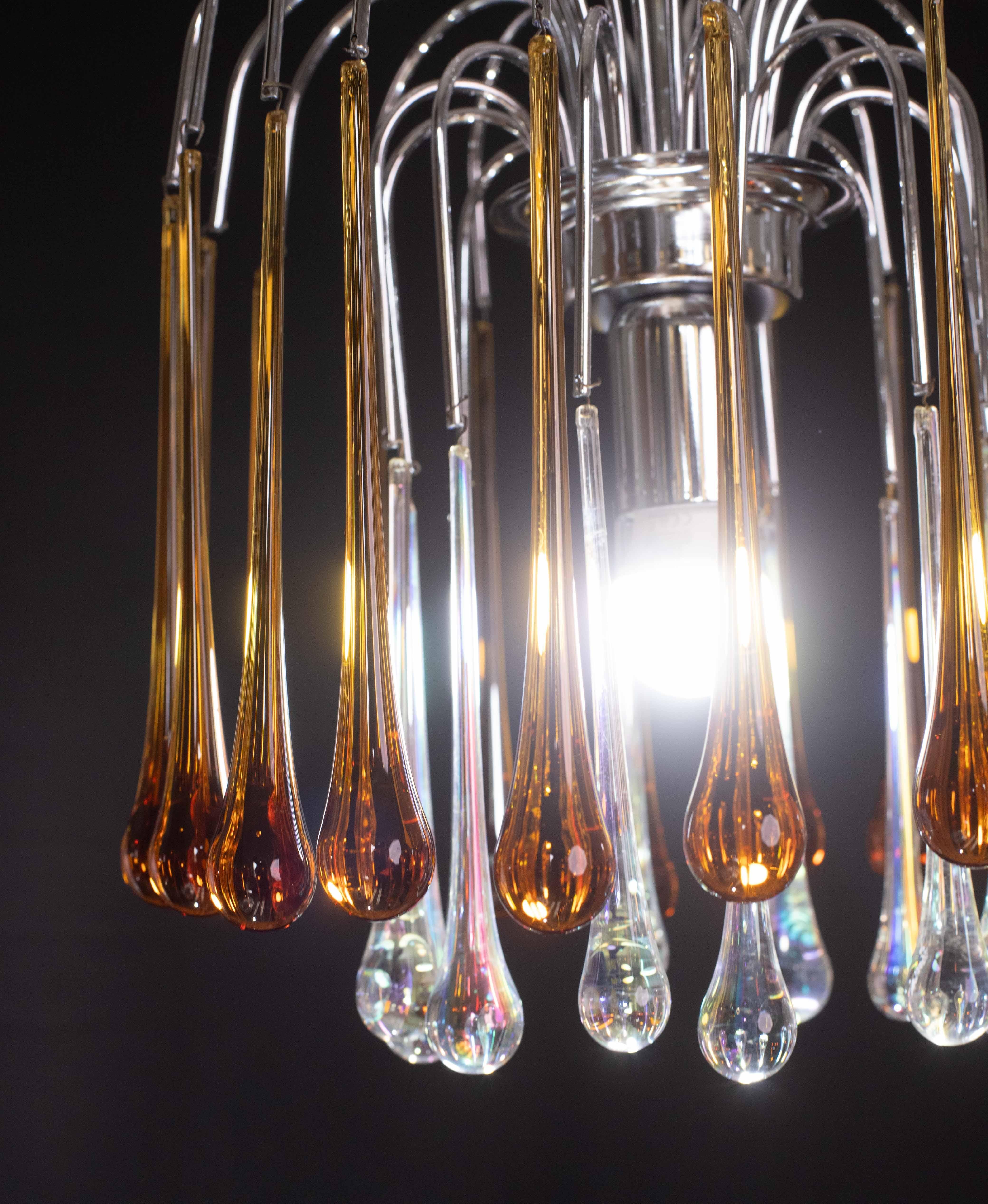 Vetro di Murano Lampadario Lady Lucy Murano Ambra e gocce iridescenti, anni '80 in vendita