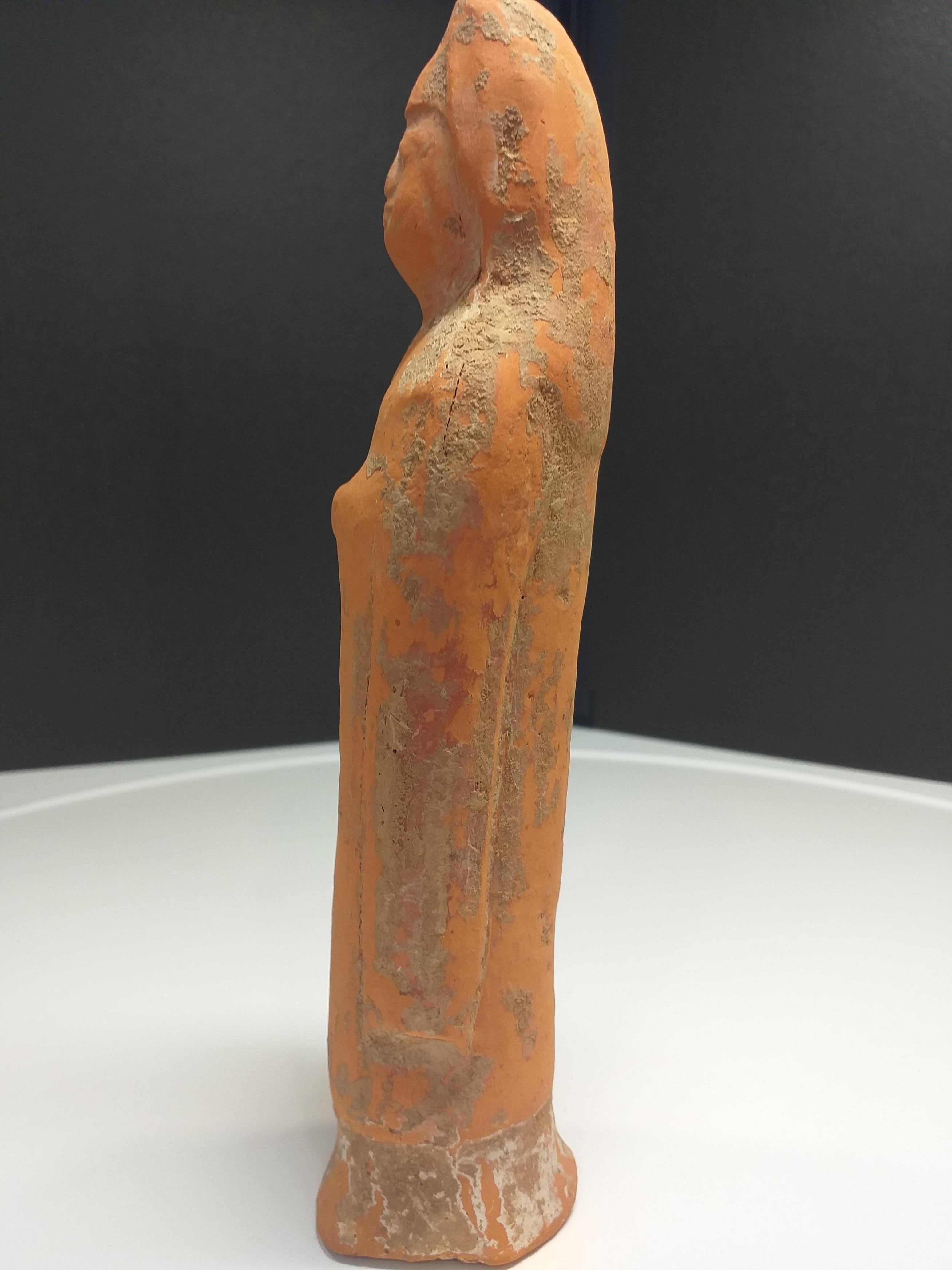 Lady of the Court, Terracotta, China, Tang Period For Sale 1