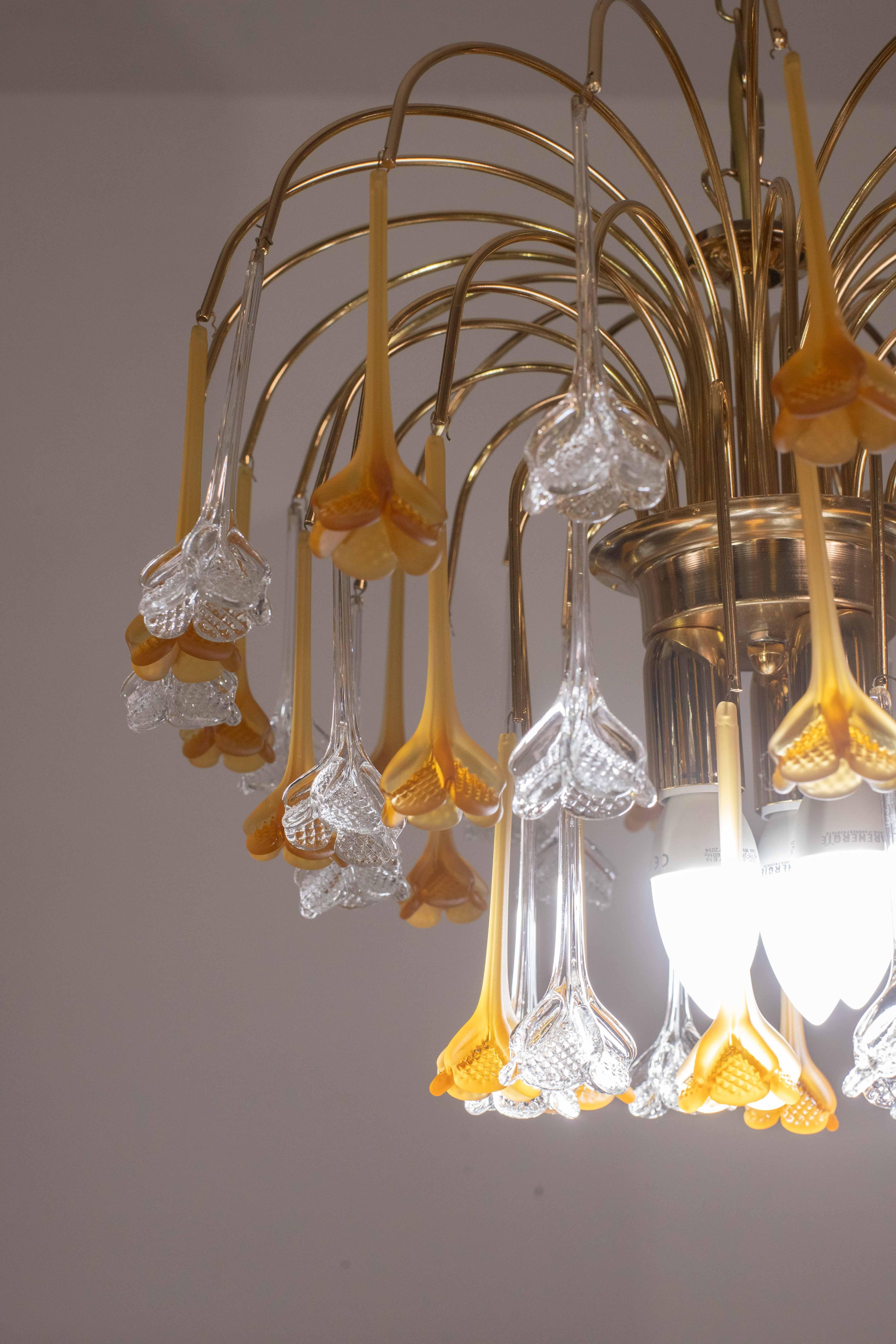 Lady Orange, Chandelier with Orange & Transparent Pendants, Murano Glass, 1970s For Sale 5