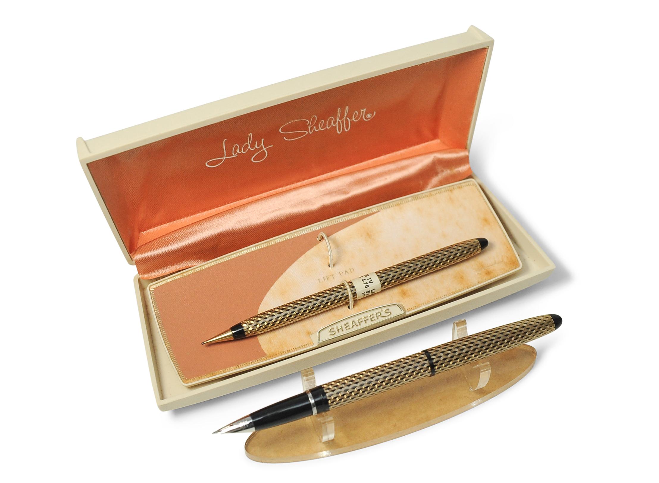 Lady Schaeffer Brunnenstift mit 14k Nib & Mechanischer Bleistift in Karton Set im Zustand „Gut“ im Angebot in Reading, Berkshire