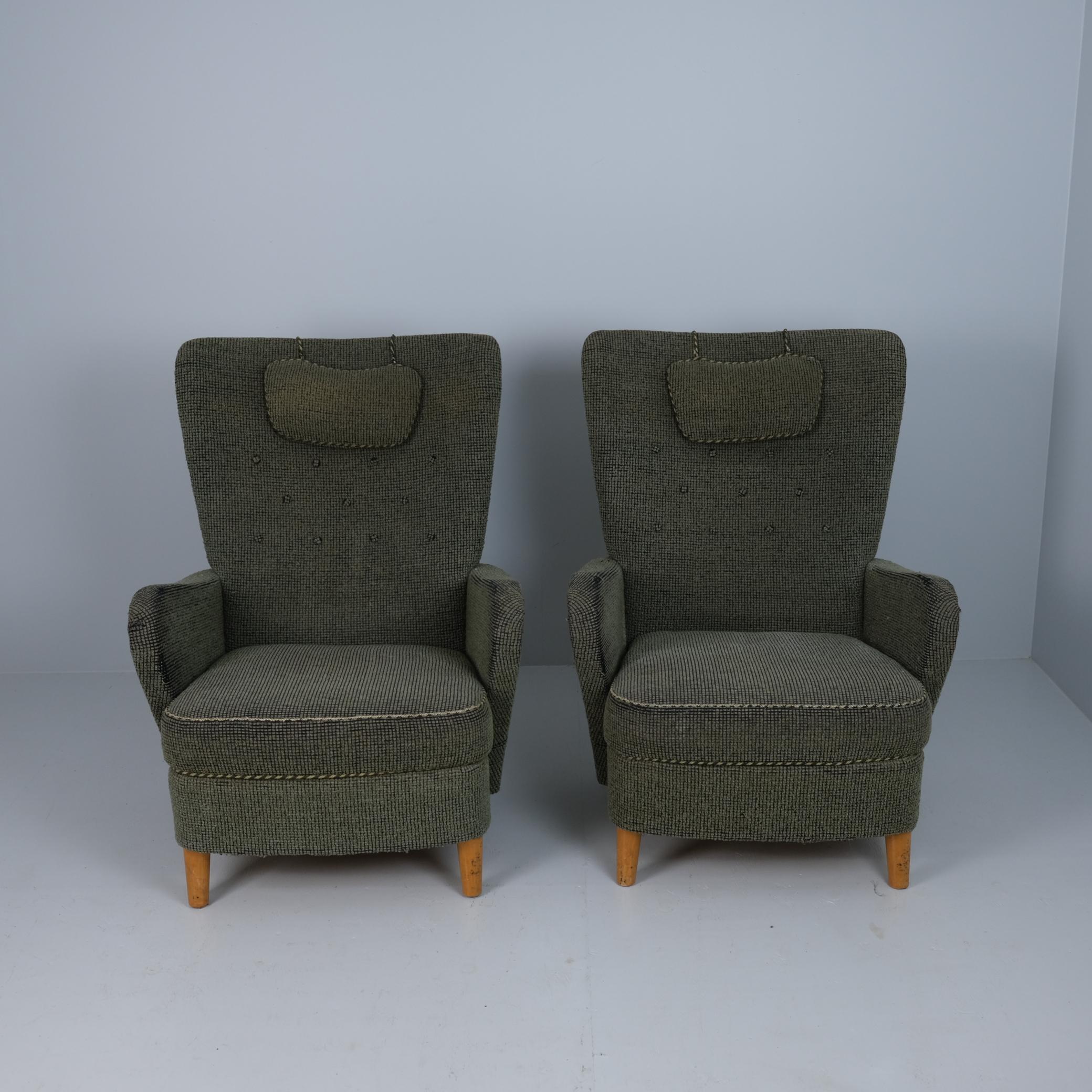 Paar schwedische Design-Damenstühle mit Originalpolsterung, Asko Model 2303, 1950er Jahre im Zustand „Gut“ im Angebot in Helsinki, FI