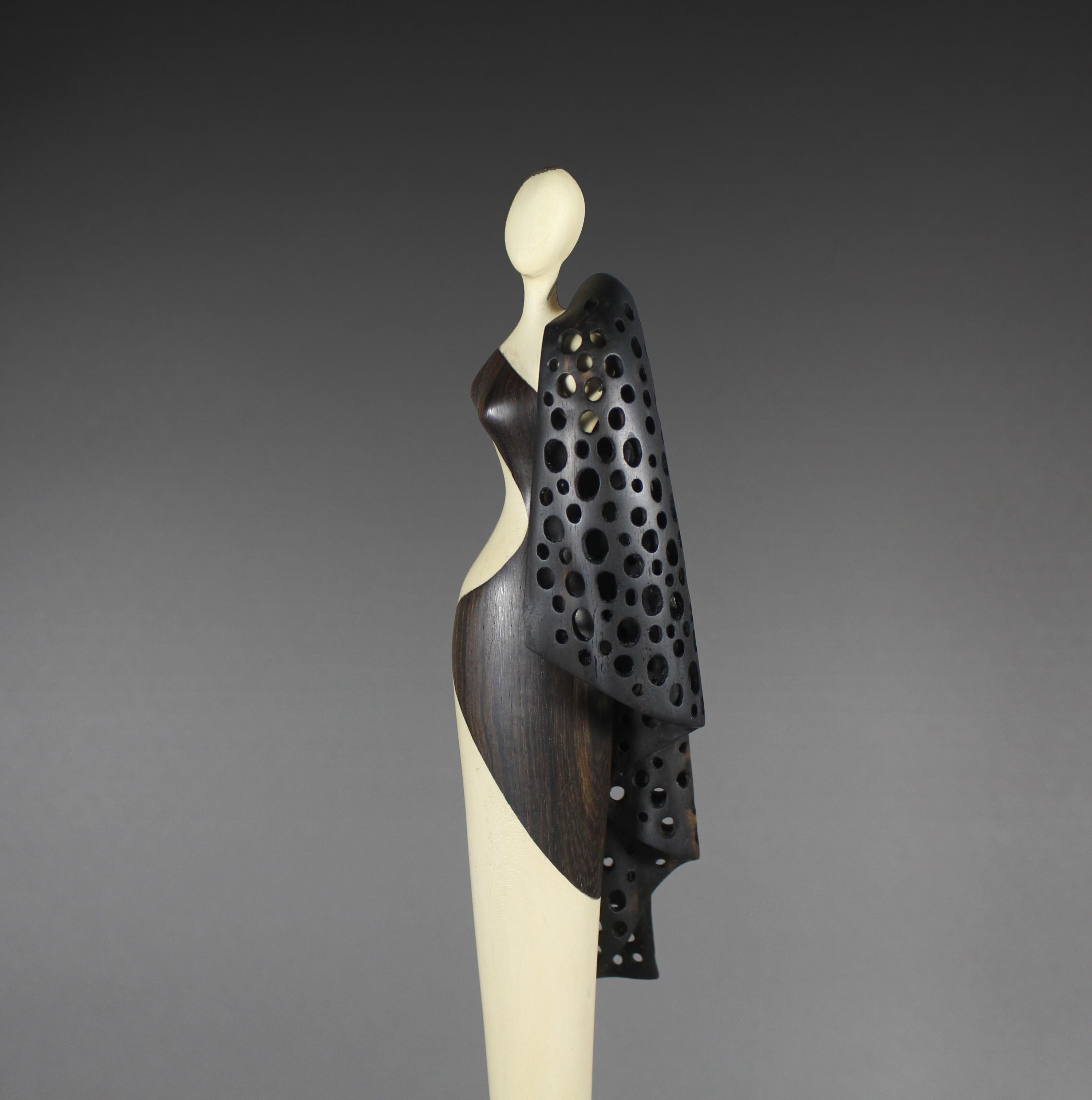 American Lady with a Black Shawl, Wood sculpture by Nairi Safaryan For Sale