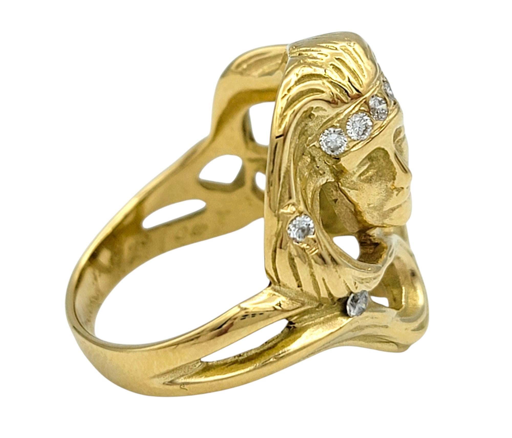 Contemporaneo Donna con capelli fluenti Anello 3D personalizzato con diamanti in oro giallo 18 carati in vendita