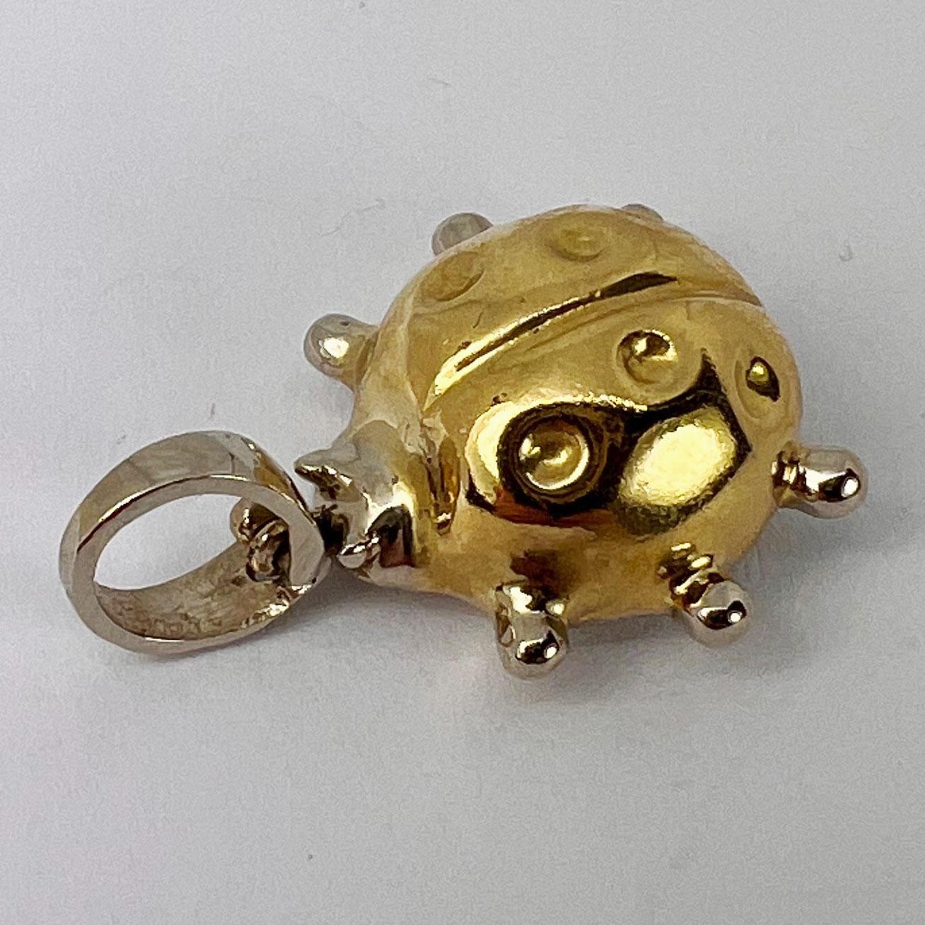 Pendentif breloque coccinelle en or jaune et blanc 18 carats en vente 7