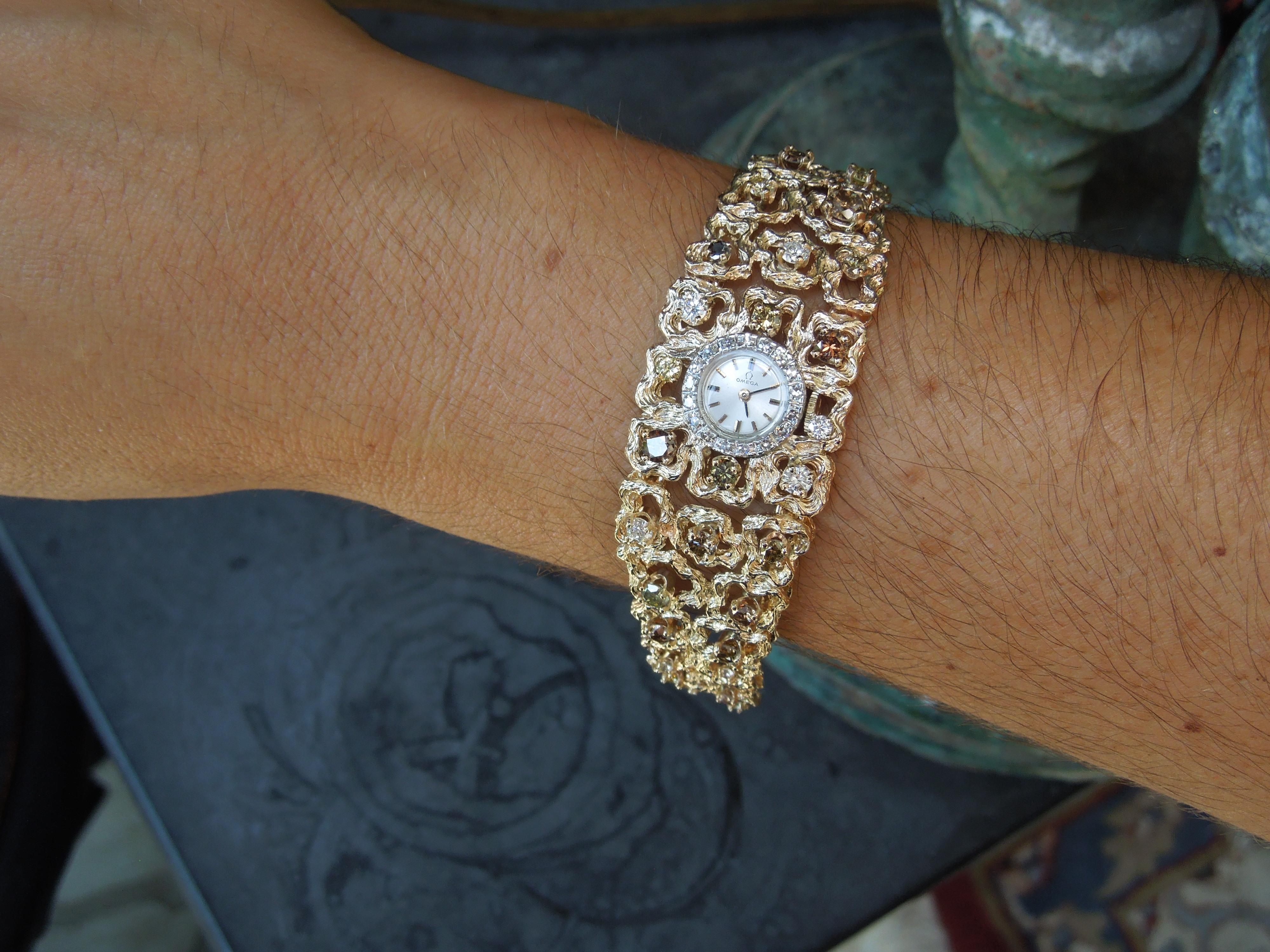 Montre habillée Omega en diamants fantaisie 14 carats pour femme Bon état - En vente à METAIRIE, LA