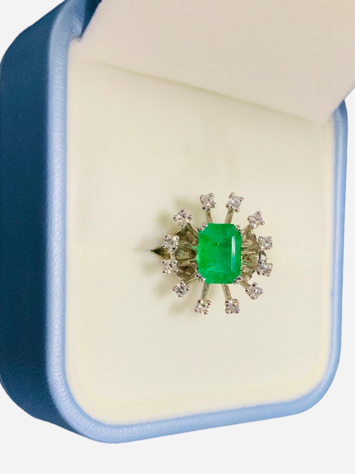 Women's Lady’s 14K White Gold Emerald And Diamonds Ring For Sale