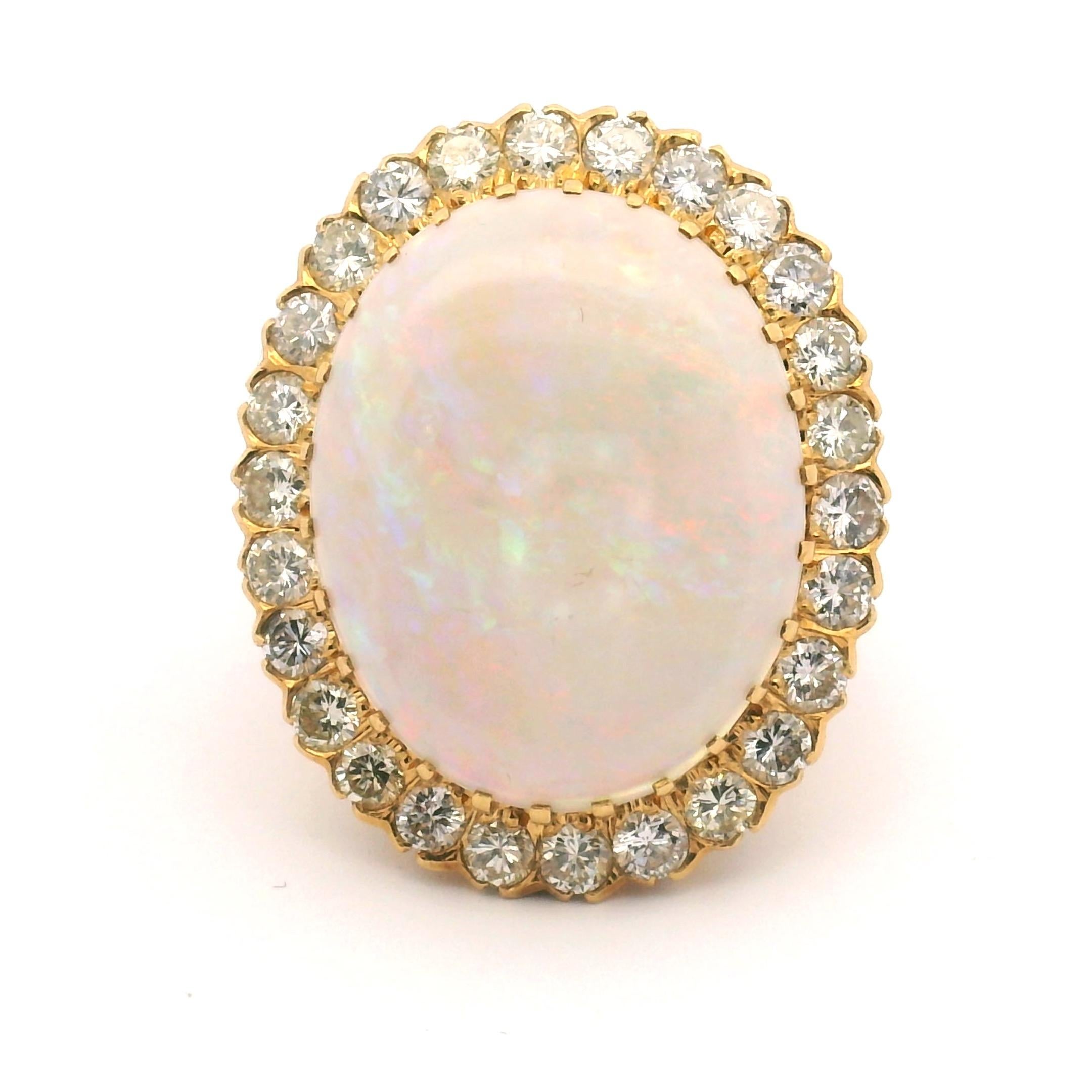 Donna 6,95ct. Anello con Opale e Diamante In condizioni buone in vendita a Sausalito, CA