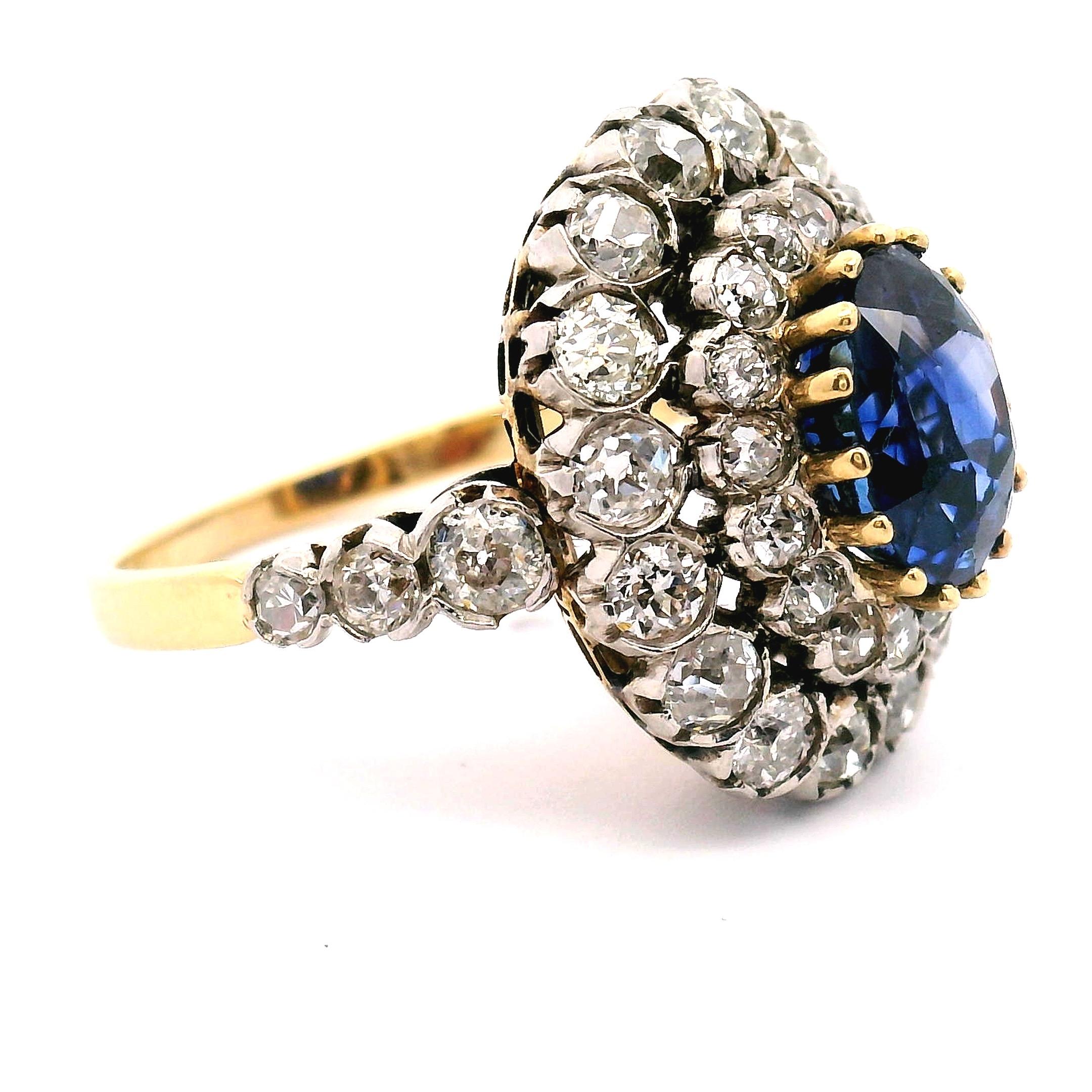 Anillo Antiguo de Zafiro y Diamantes para Dama en Bueno Estado en Sausalito, CA