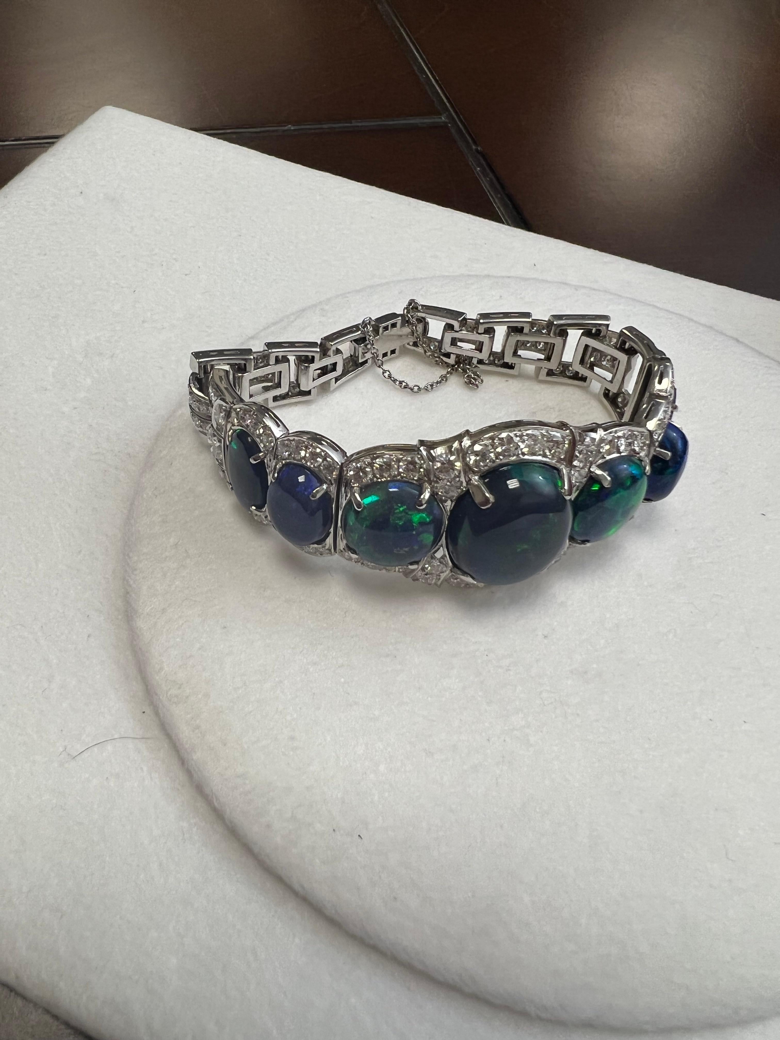 Lady's Black Opal and Diamonds Bracelet in Platinum In Good Condition For Sale In New York, NY