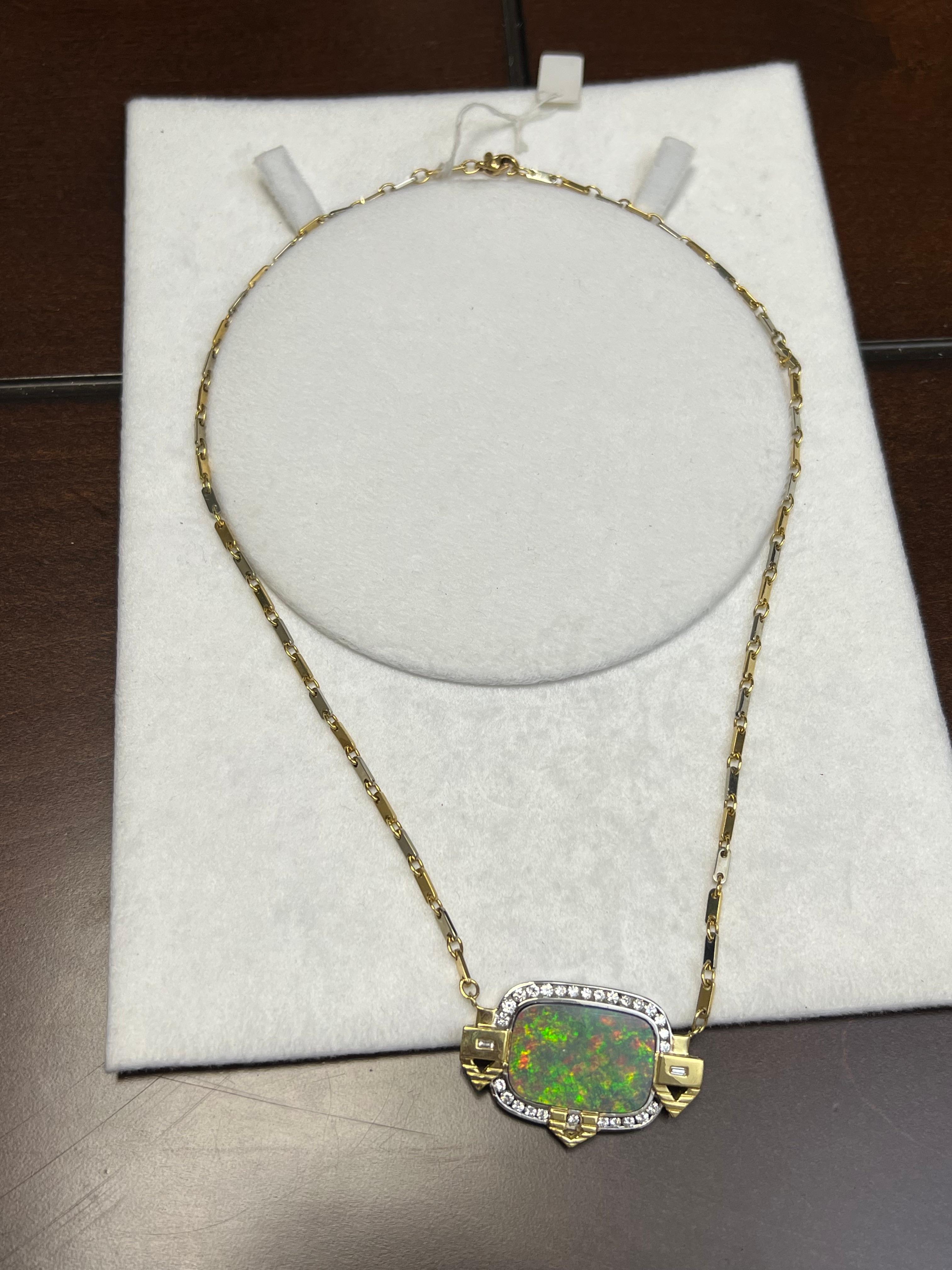 Lady's Black Opal and Diamonds Necklace in Platinum and 18k Yellow Gold  In Good Condition For Sale In New York, NY