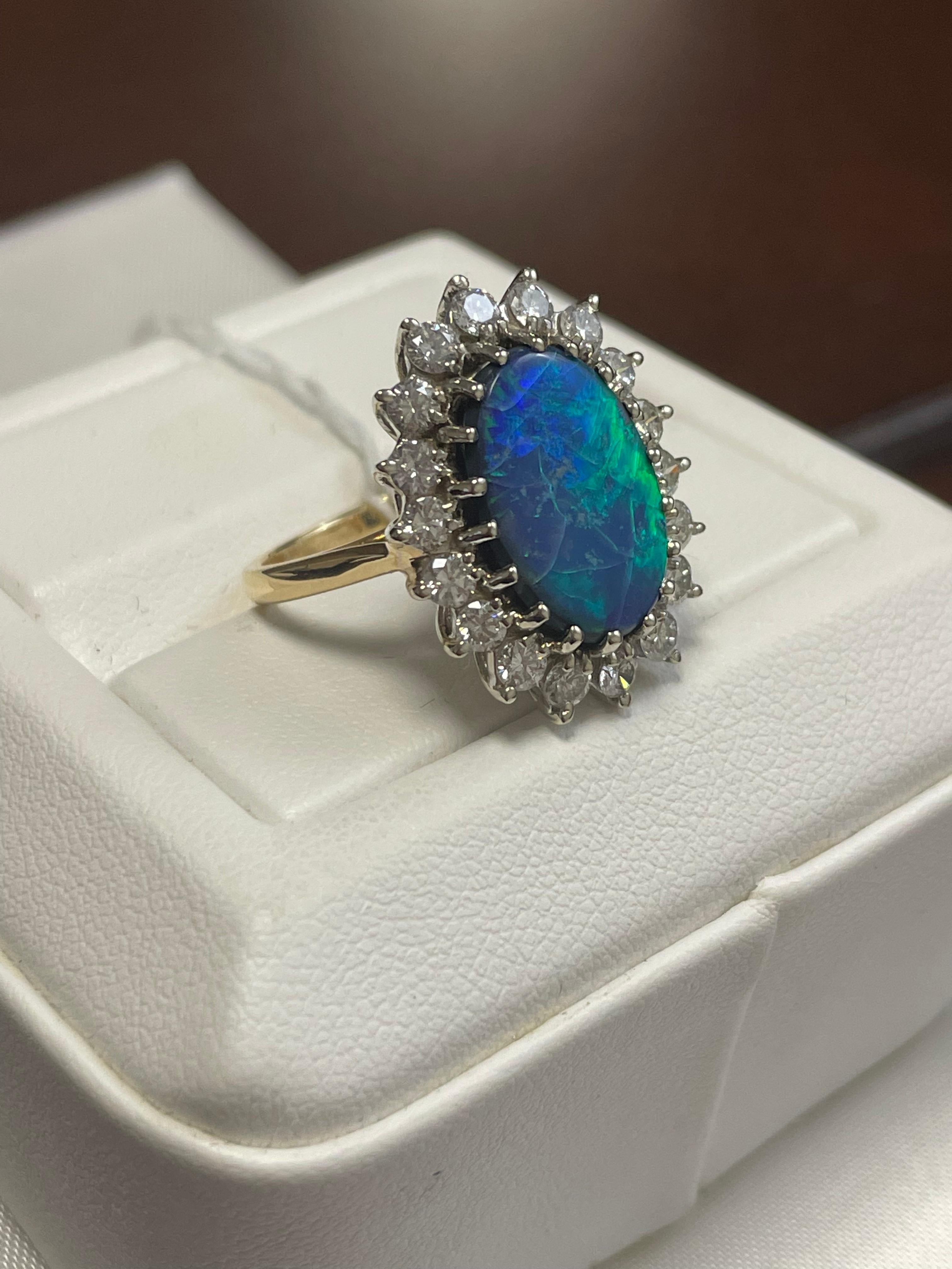 Lady's Black Opal and Ring in 14k Yellow Gold In Good Condition For Sale In New York, NY